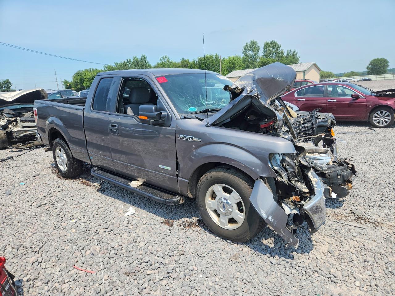 2012 Ford F150 Super Cab Silver vin: 1FTFX1CT6CFA82285