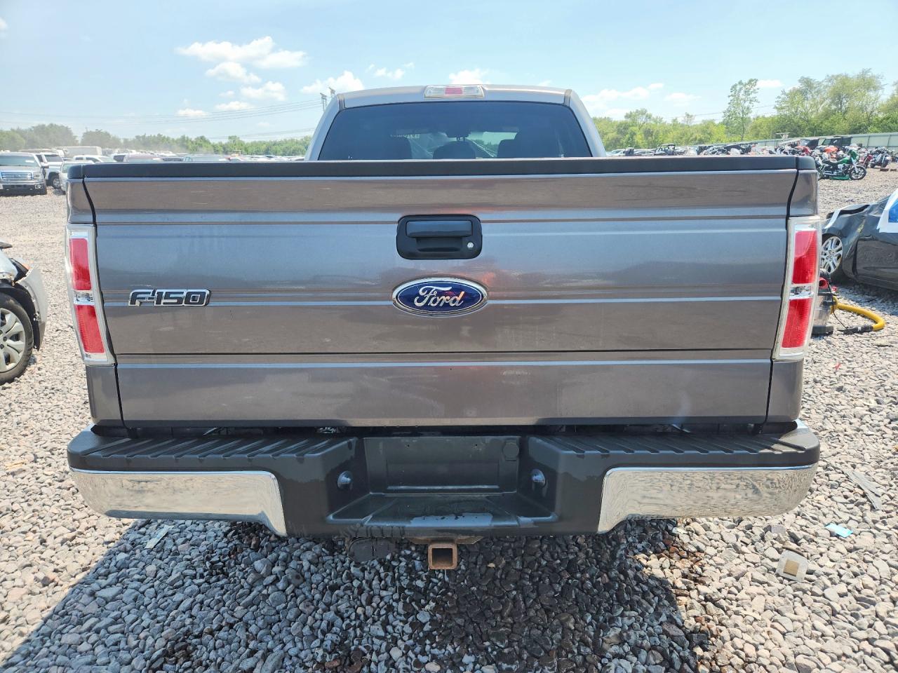 2012 Ford F150 Super Cab Silver vin: 1FTFX1CT6CFA82285