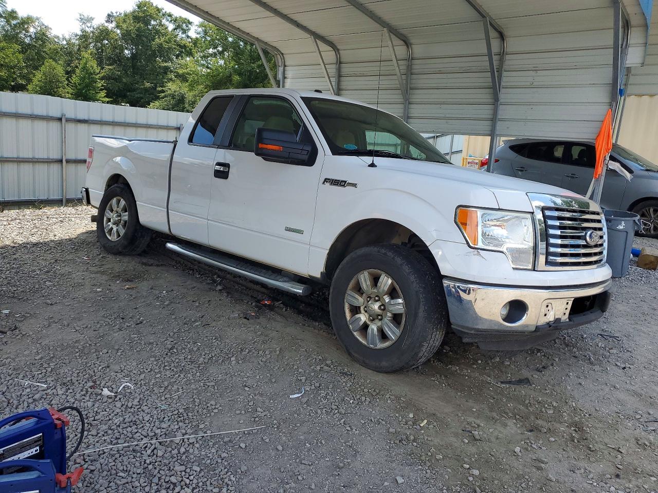 2011 Ford F150 Super Cab White vin: 1FTFX1CT7BFA91298