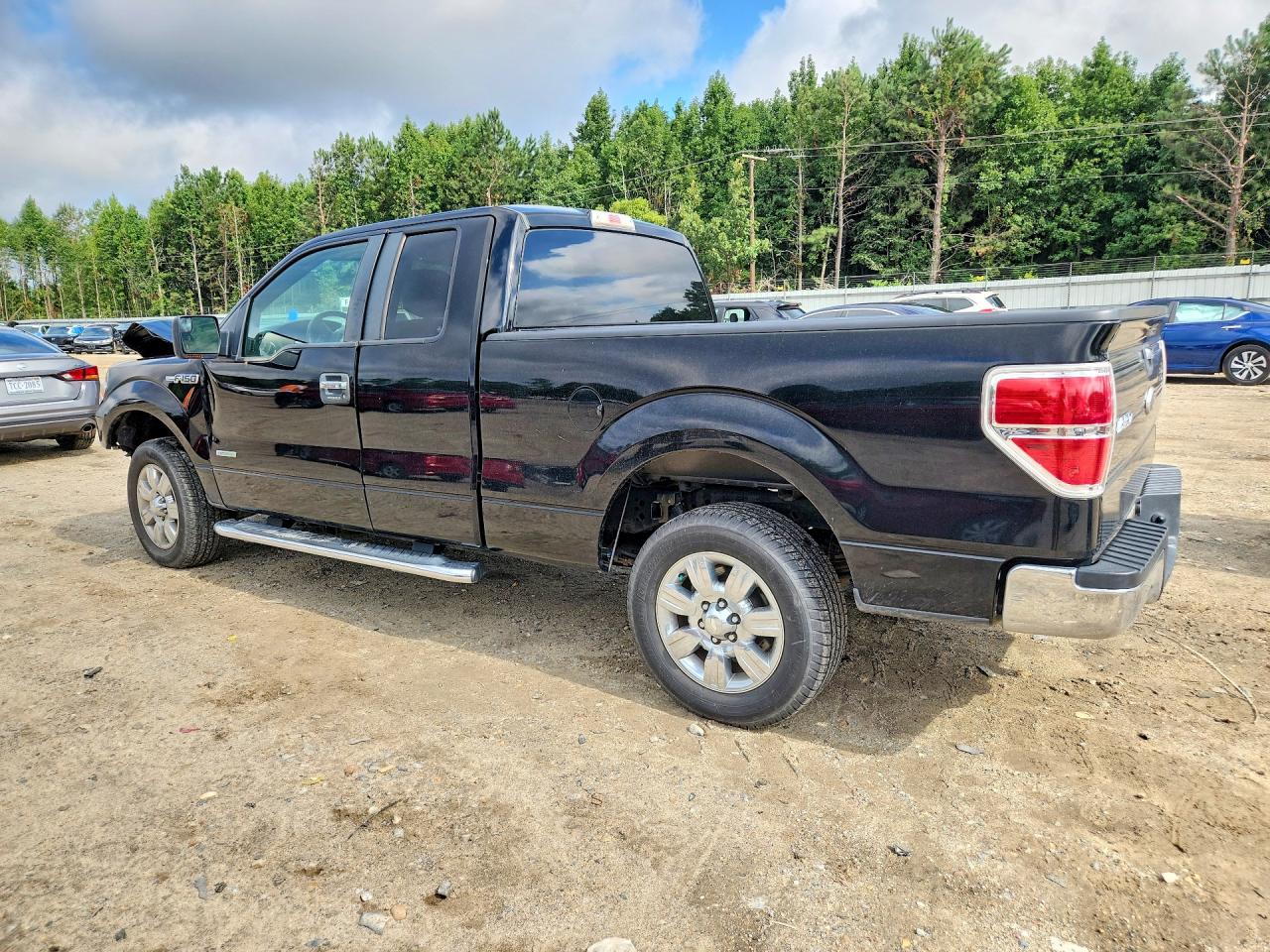 2011 Ford F150 Super Cab Black vin: 1FTFX1CT7BFD03682