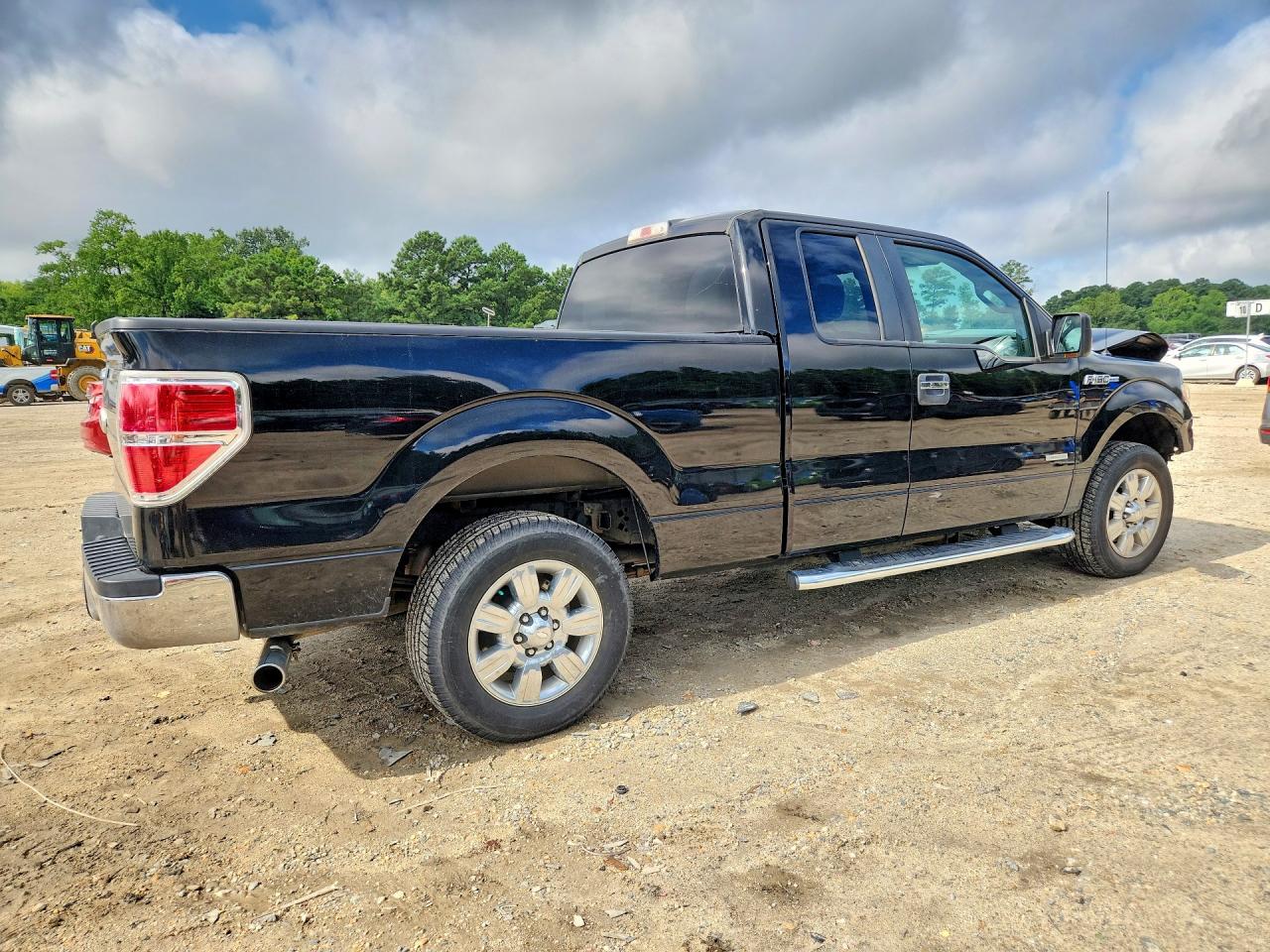 2011 Ford F150 Super Cab Black vin: 1FTFX1CT7BFD03682