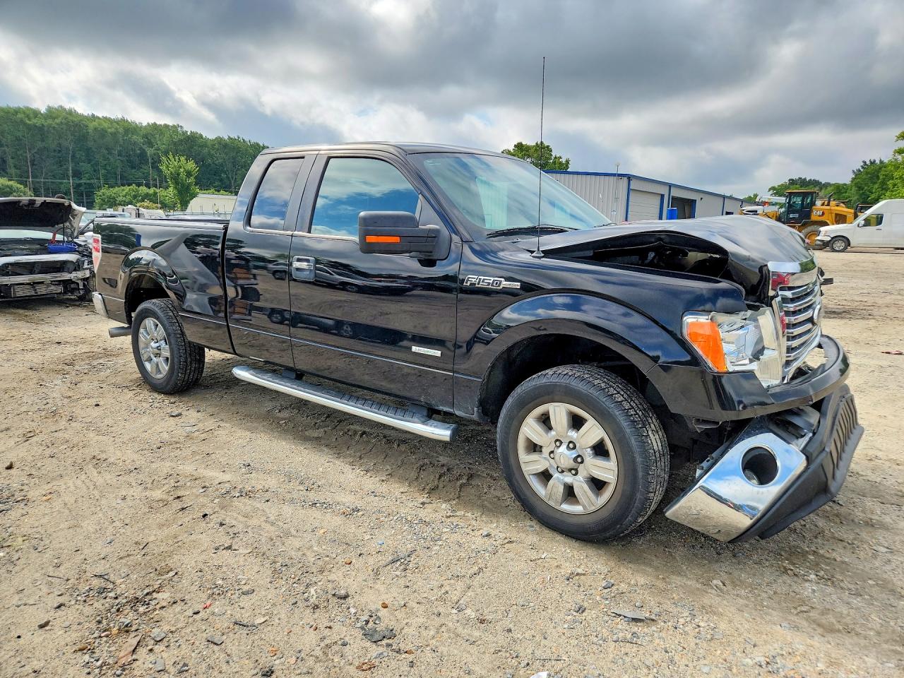 2011 Ford F150 Super Cab Black vin: 1FTFX1CT7BFD03682