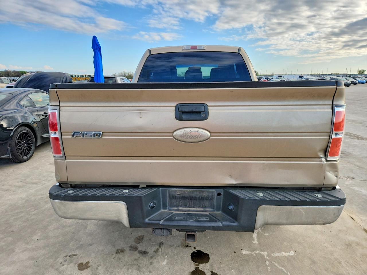 2012 Ford F150 Super Cab Beige vin: 1FTFX1CT7CFB25662