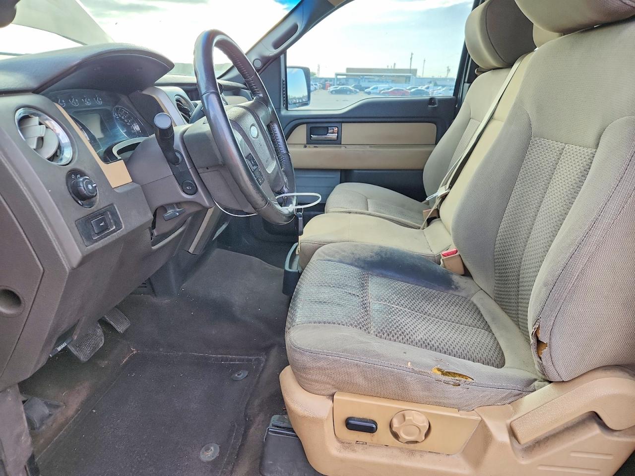 2012 Ford F150 Super Cab Beige vin: 1FTFX1CT7CFB25662