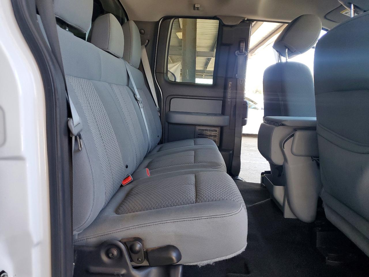 2012 Ford F150 Super Cab White vin: 1FTFX1CT7CFD01495