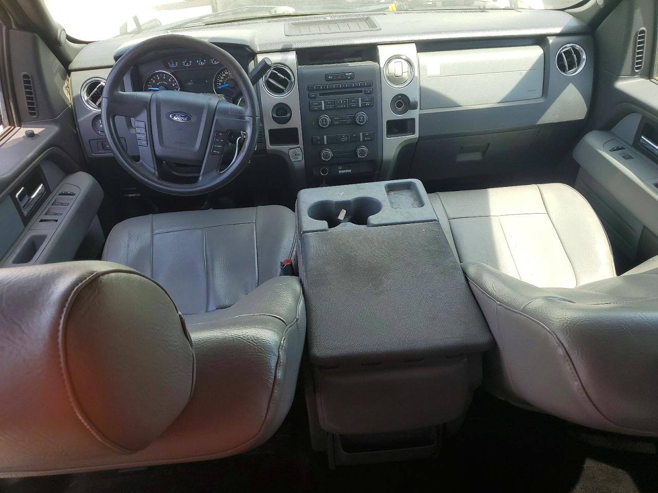2013 Ford F150 Super Cab White vin: 1FTFX1CT7DKF32955