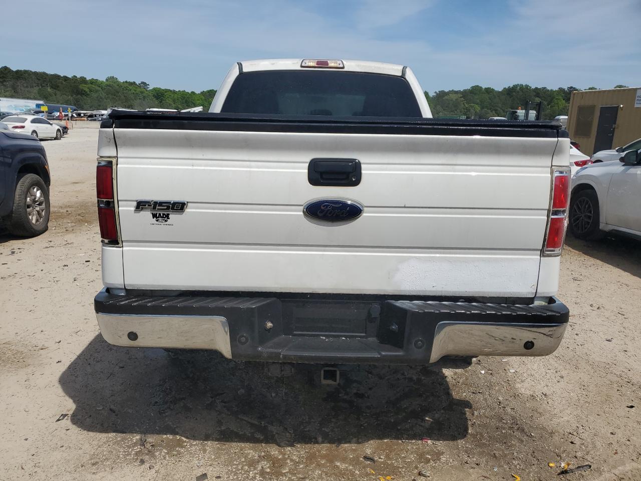 2013 Ford F150 Super Cab White vin: 1FTFX1CT7DKF32955 Damage: Tailgate, Previous Repair, Substandard Repair