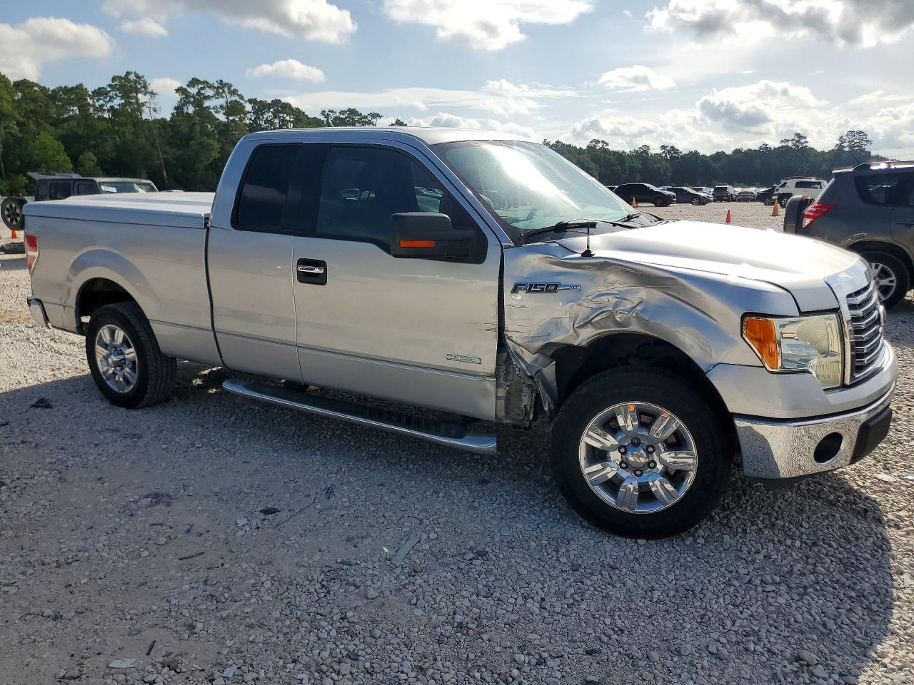2012 Ford F150 Super Cab Silver vin: 1FTFX1CT8CFA85219