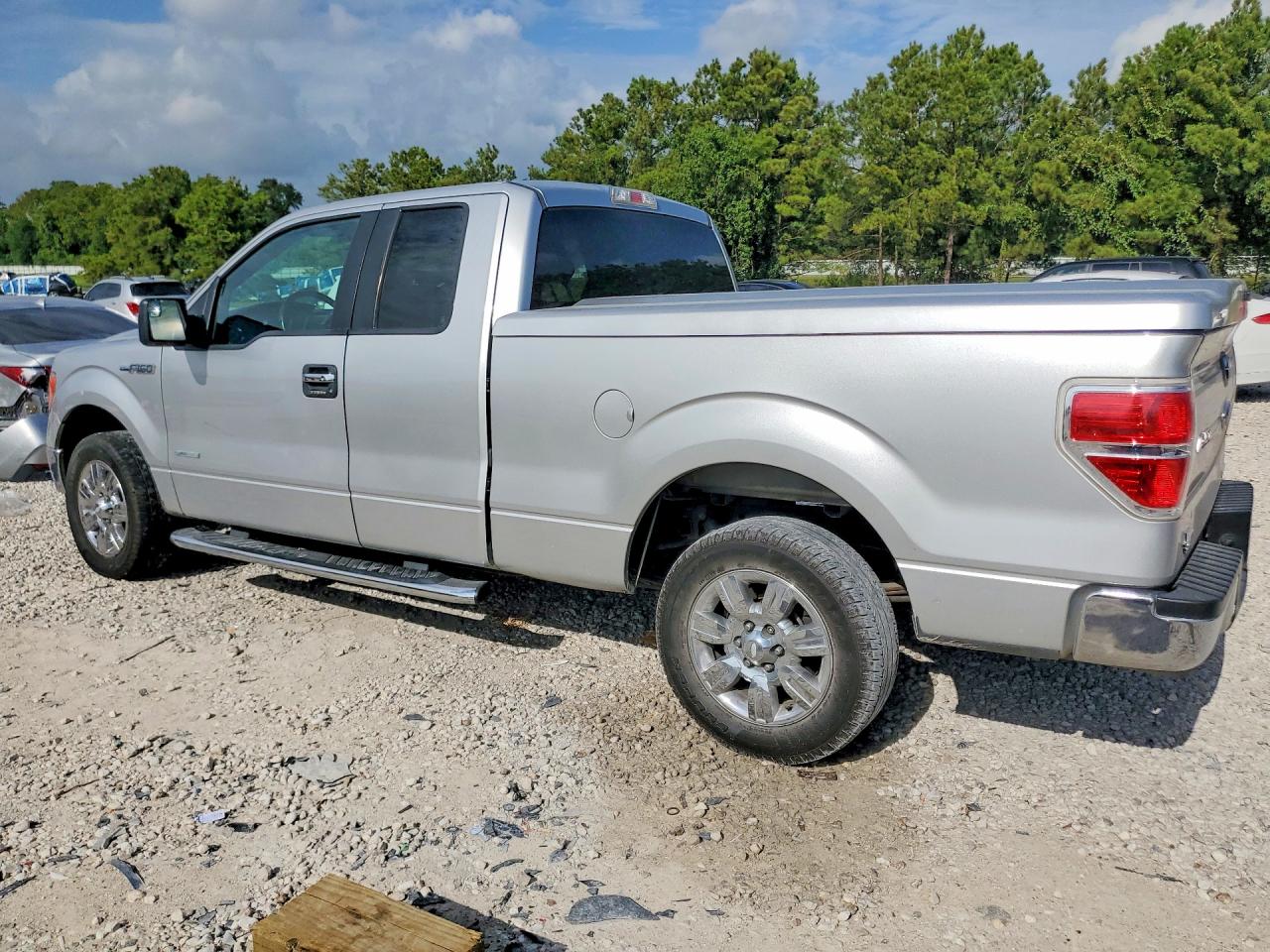 2012 Ford F150 Super Cab Silver vin: 1FTFX1CT8CFA85219
