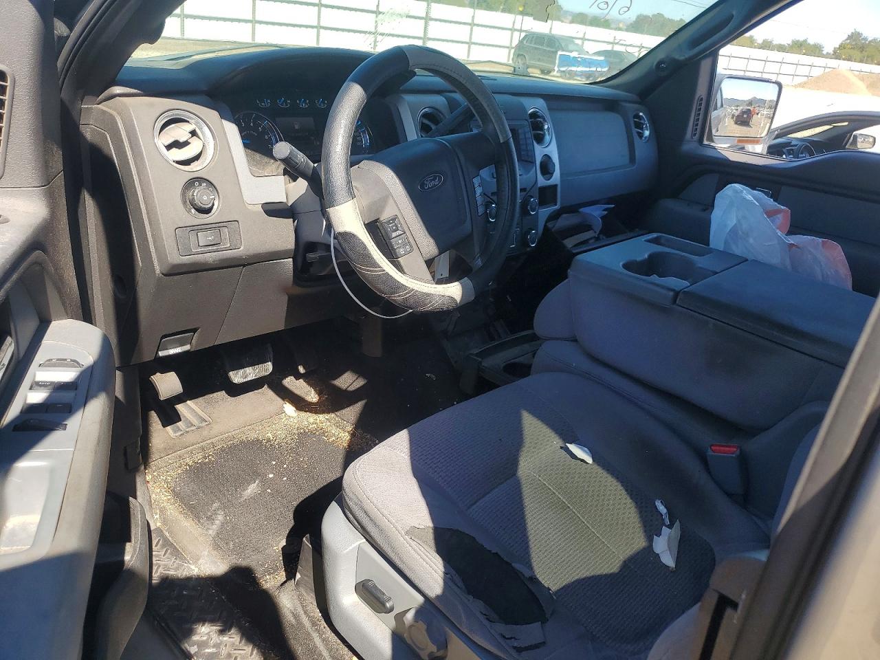 2013 Ford F150 Super Cab Silver vin: 1FTFX1CTXDFC93927
