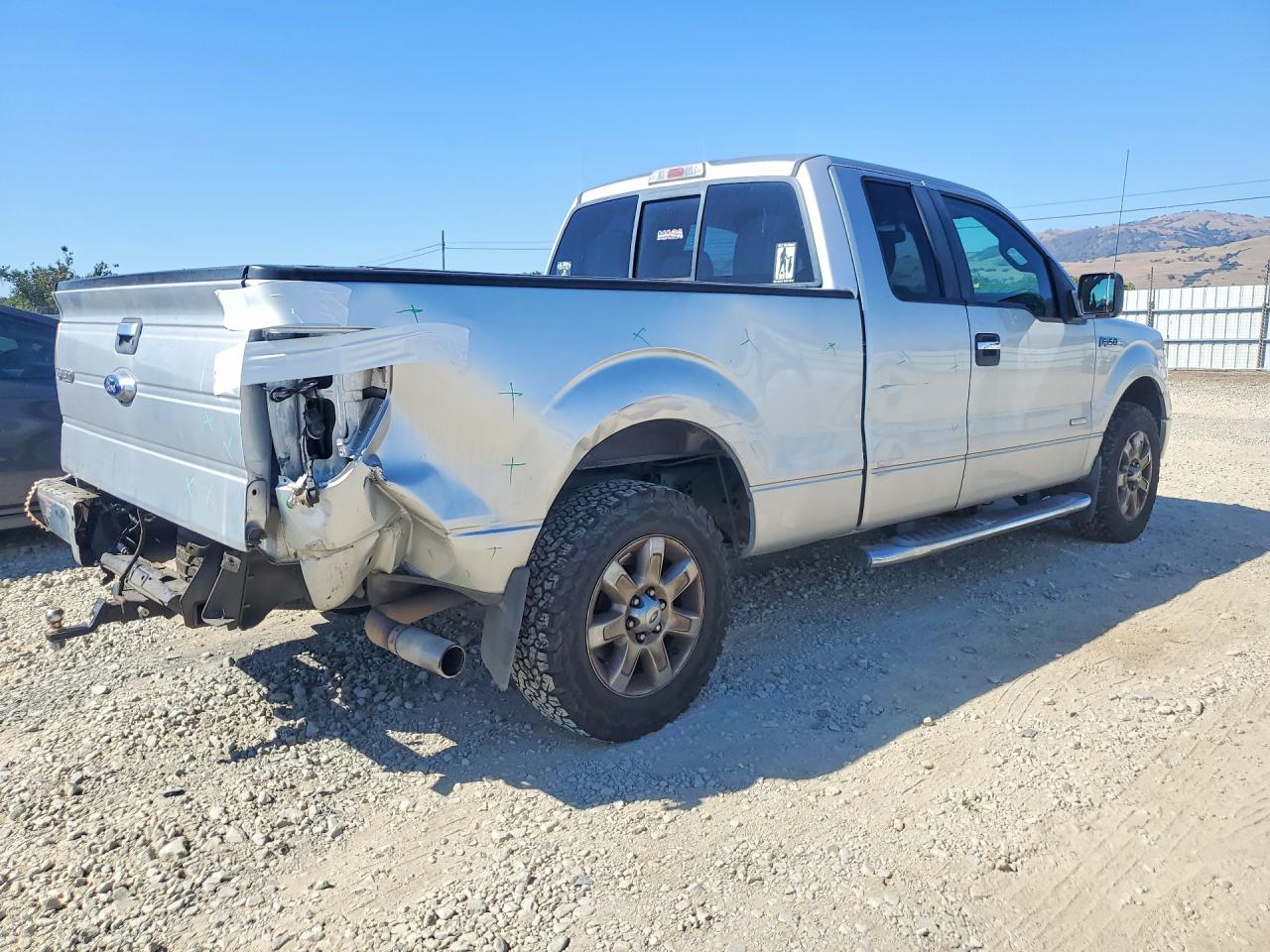2013 Ford F150 Super Cab Silver vin: 1FTFX1CTXDFC93927