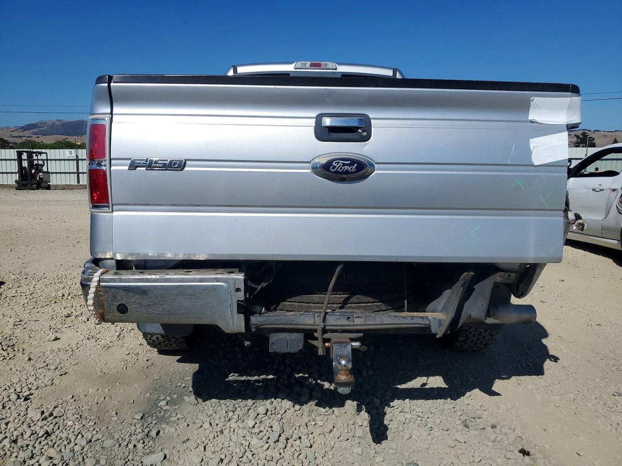 2013 Ford F150 Super Cab Silver vin: 1FTFX1CTXDFC93927