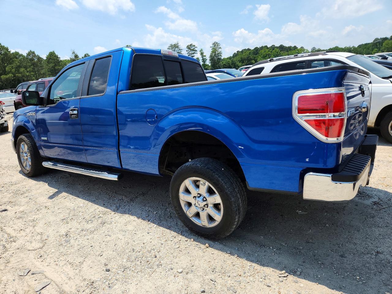 2014 Ford F150 Super Cab Blue vin: 1FTFX1CTXEKD54640