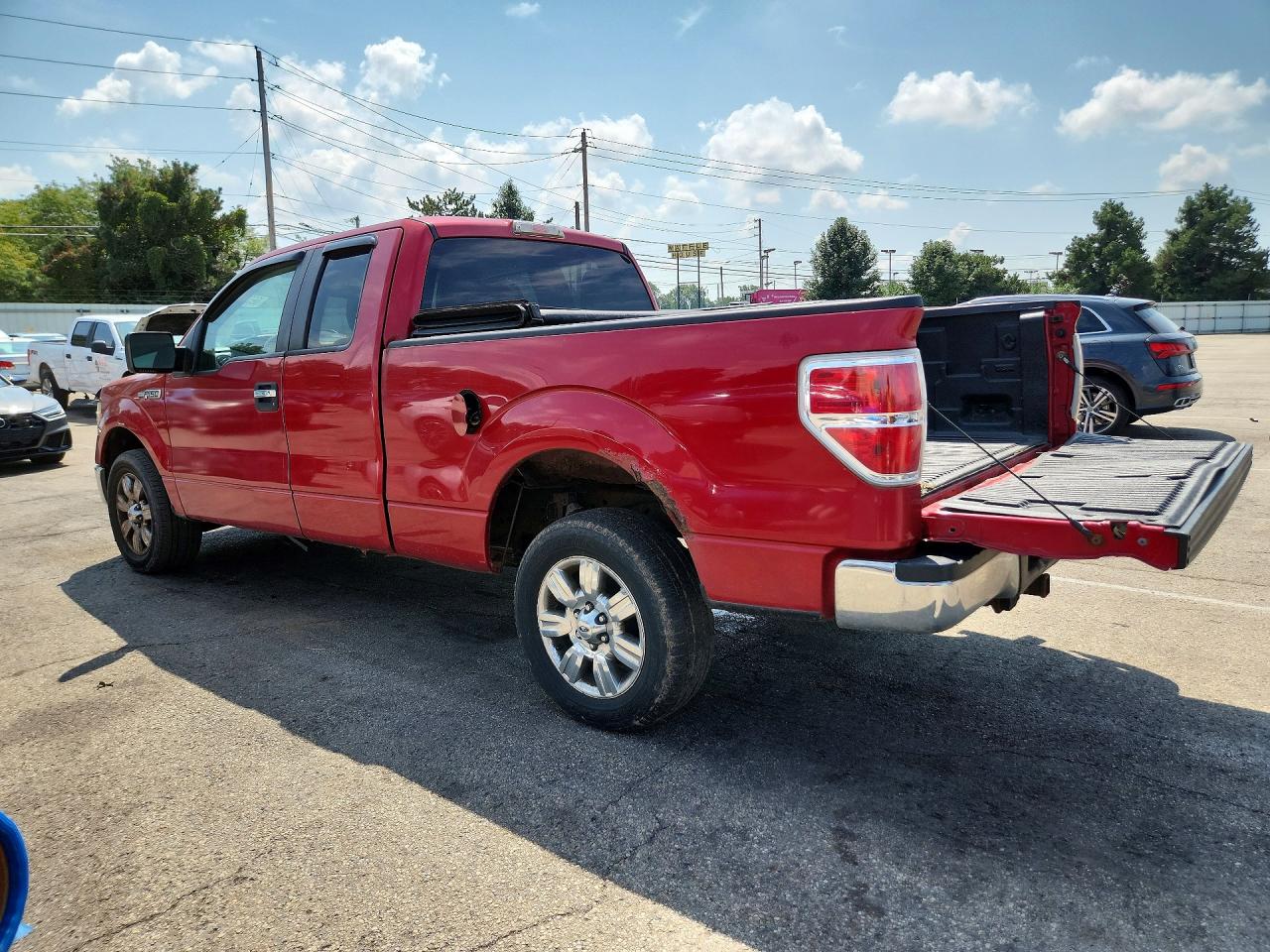2010 Ford F150 Super Cab Red vin: 1FTFX1CV0AFC83632