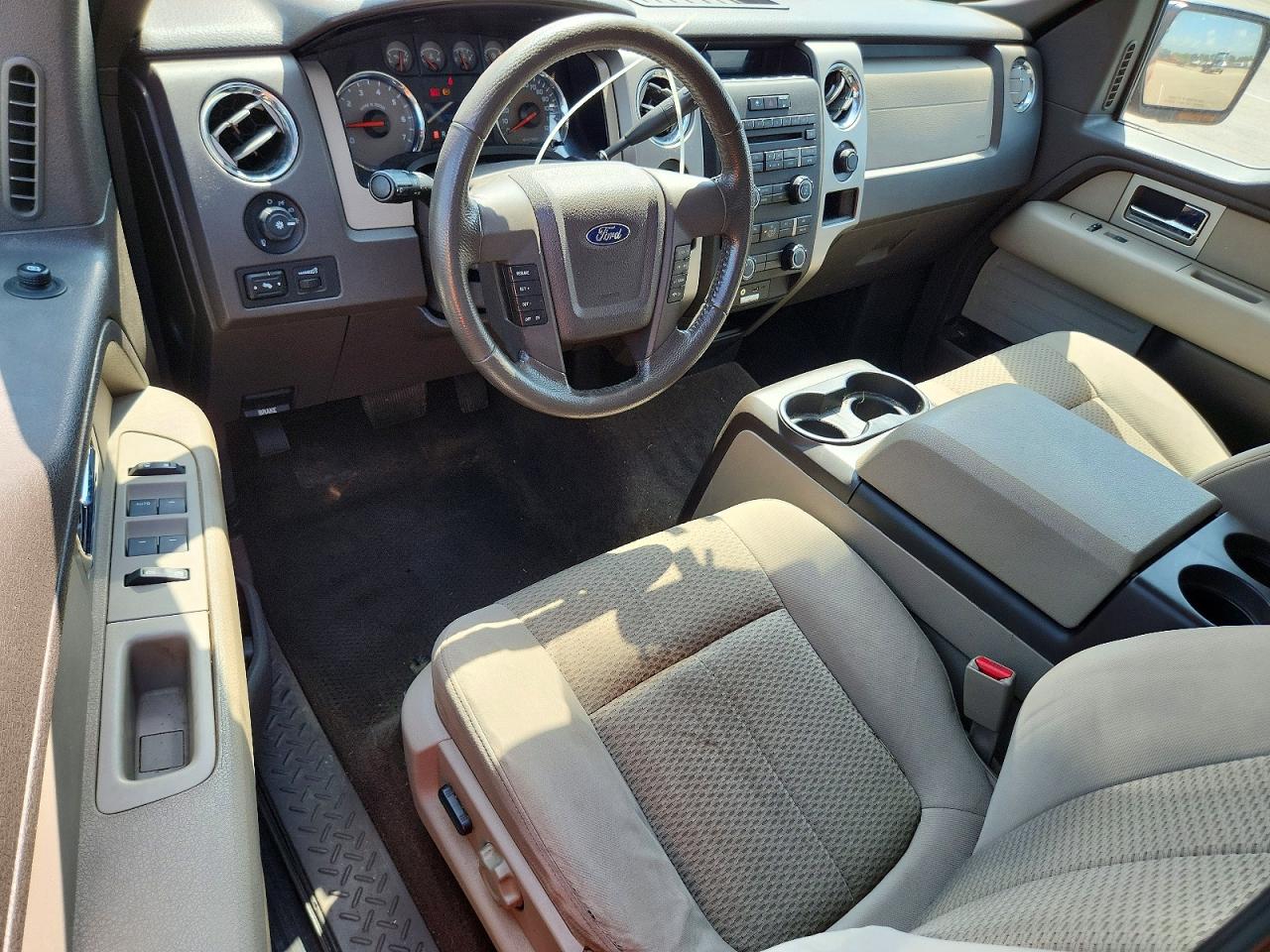 2010 Ford F150 Super Cab Red vin: 1FTFX1CV0AFC83632