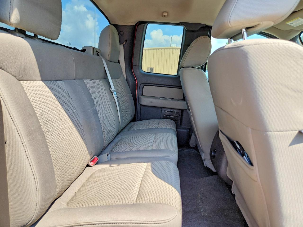 2010 Ford F150 Super Cab Red vin: 1FTFX1CV0AFC83632