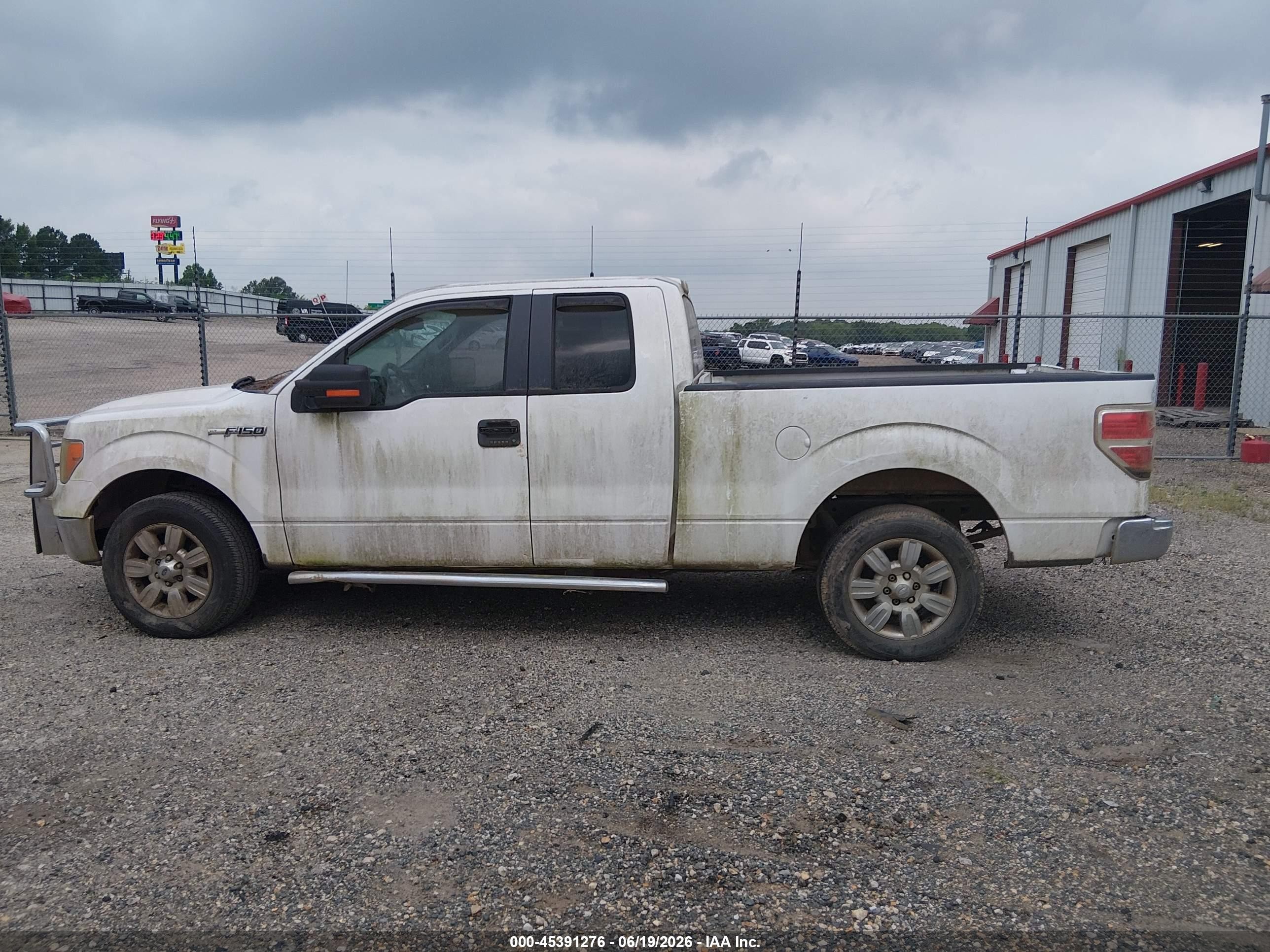 2010 Ford F-150 Fx2 Sport/lariat/xl/xlt White vin: 1FTFX1CV1AFC15033