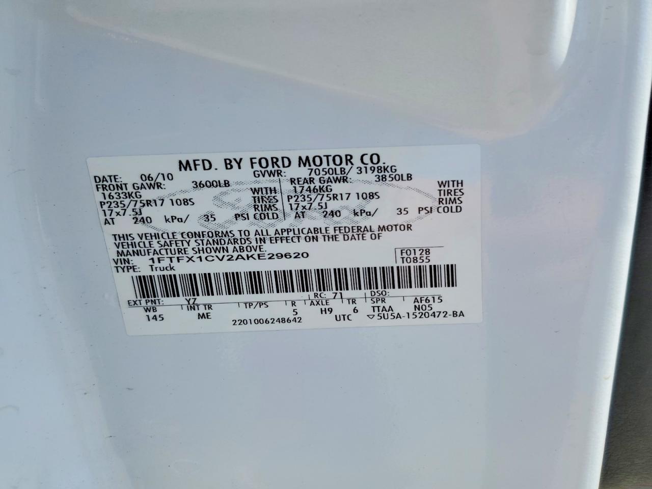 2010 Ford F150 Super Cab White vin: 1FTFX1CV2AKE29620