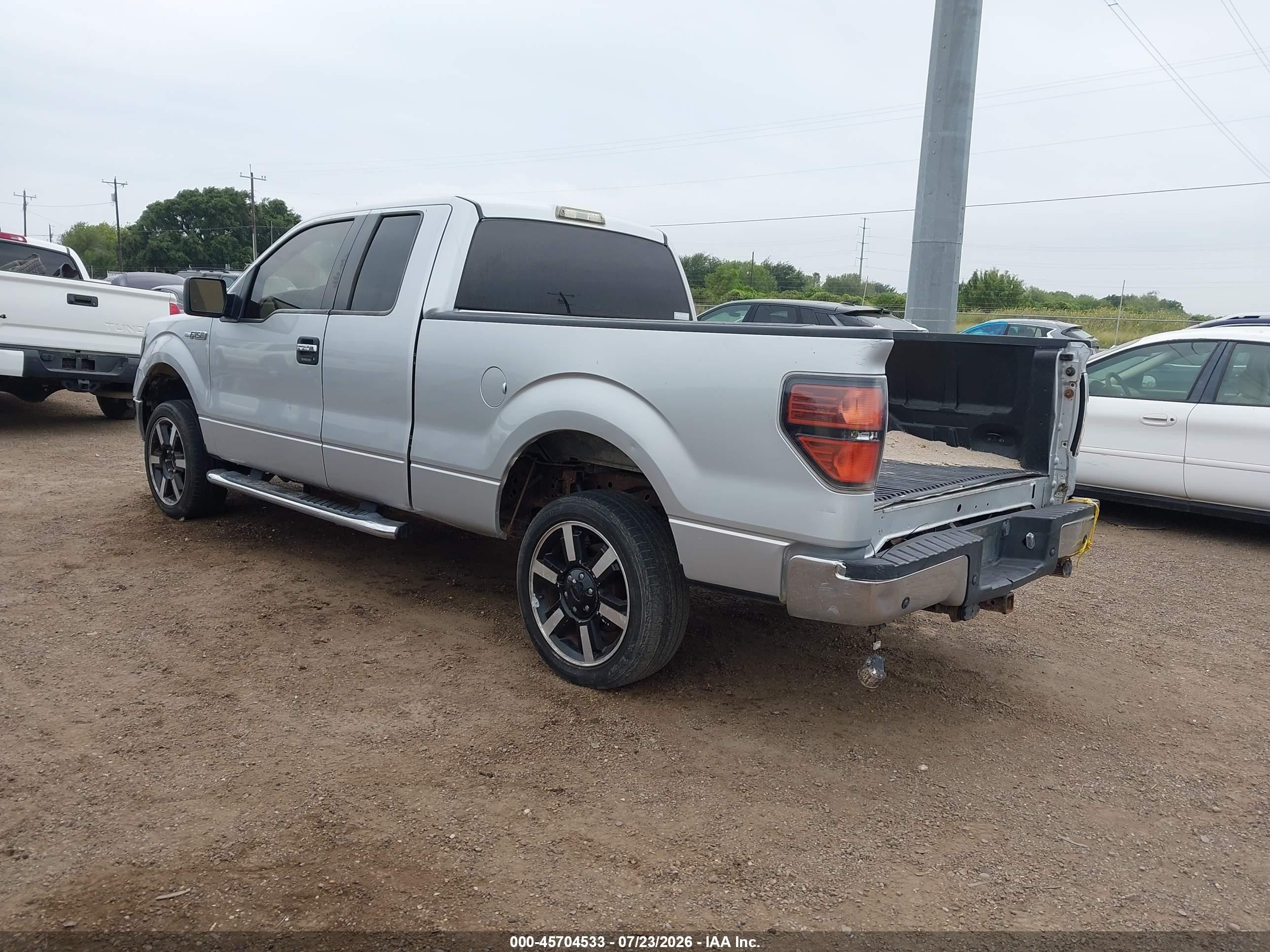 2010 Ford F-150 Fx2 Sport/lariat/xl/xlt Silver vin: 1FTFX1CV8AKE05015