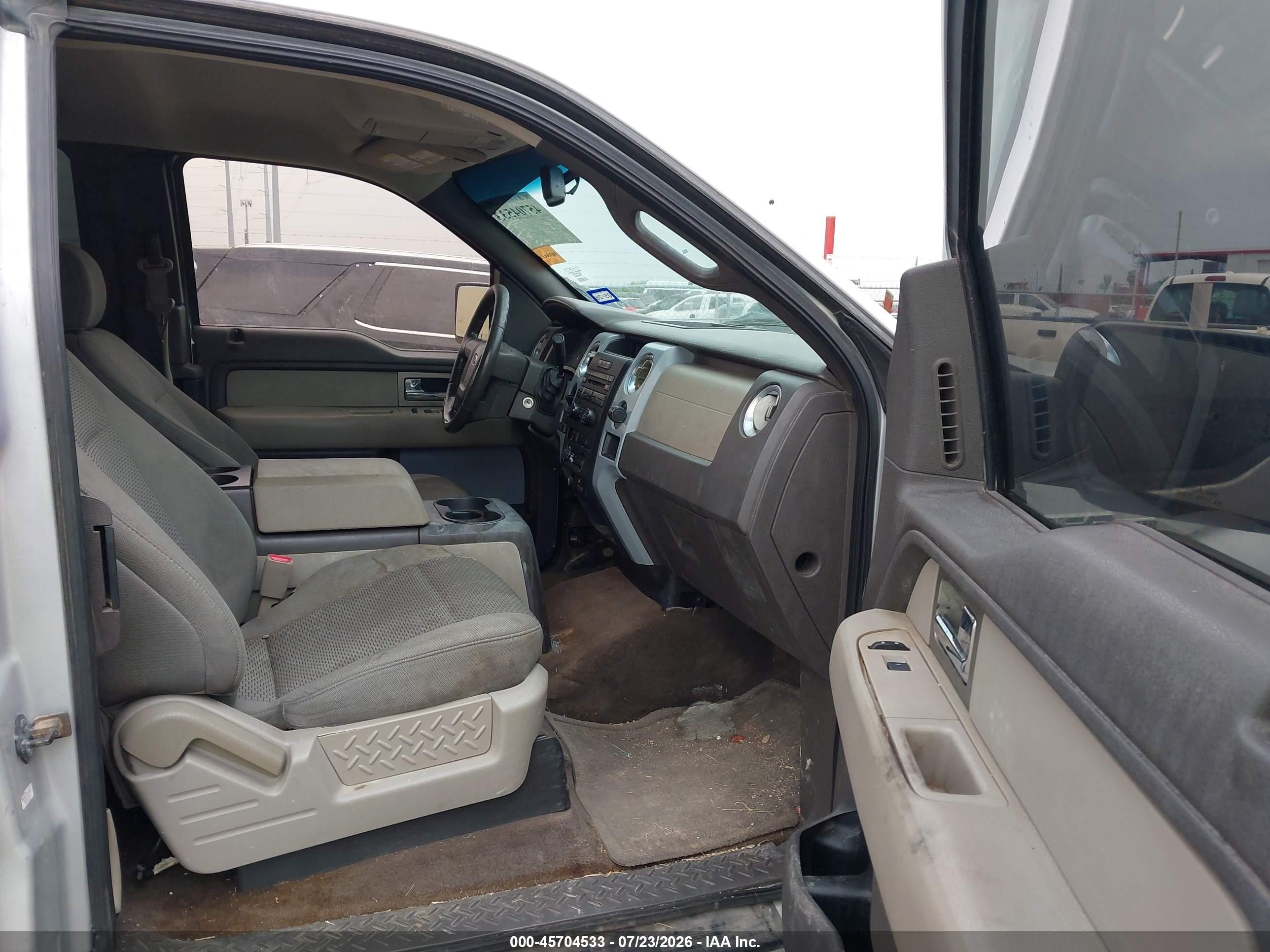 2010 Ford F-150 Fx2 Sport/lariat/xl/xlt Silver vin: 1FTFX1CV8AKE05015