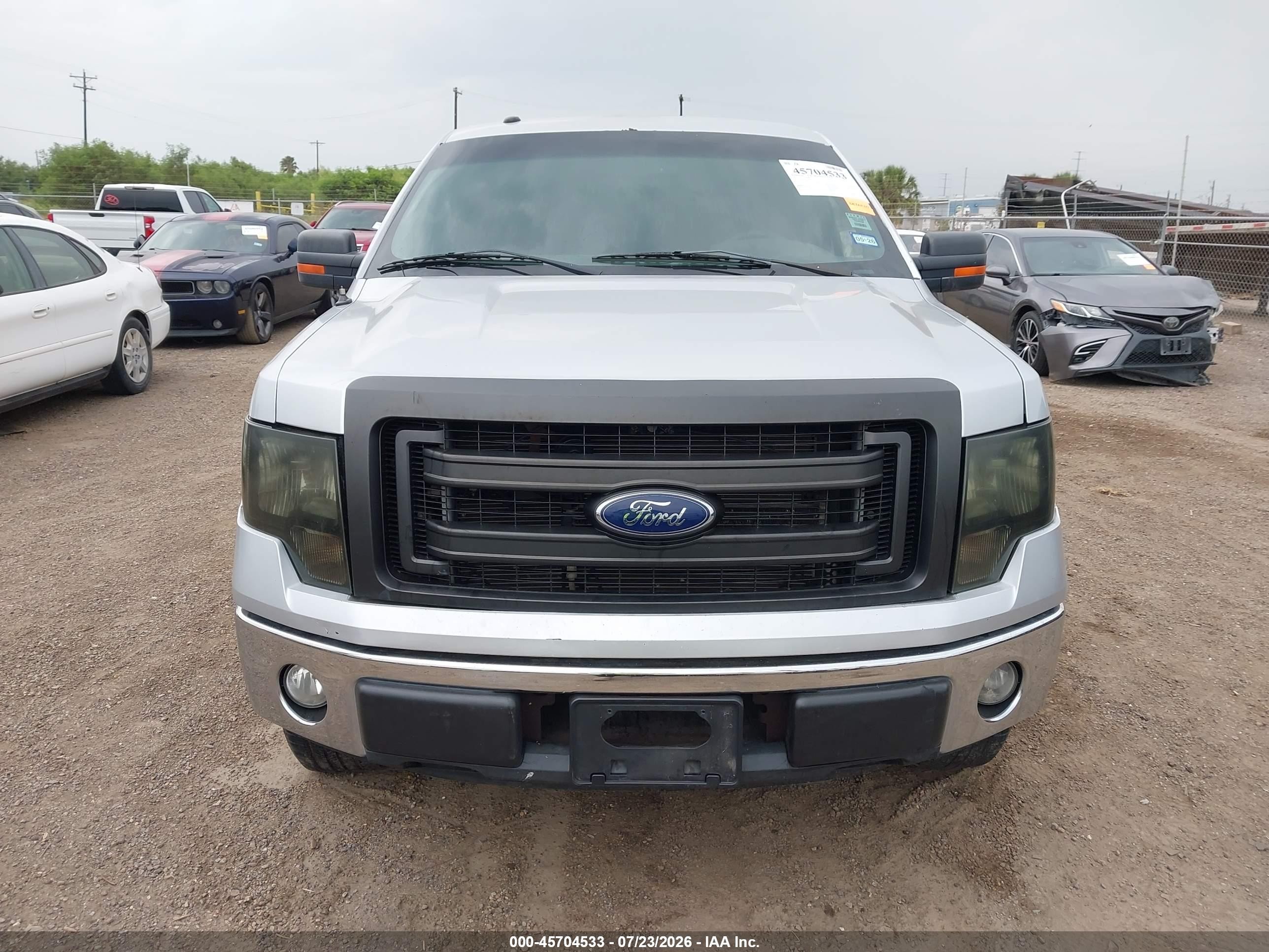 2010 Ford F-150 Fx2 Sport/lariat/xl/xlt Silver vin: 1FTFX1CV8AKE05015