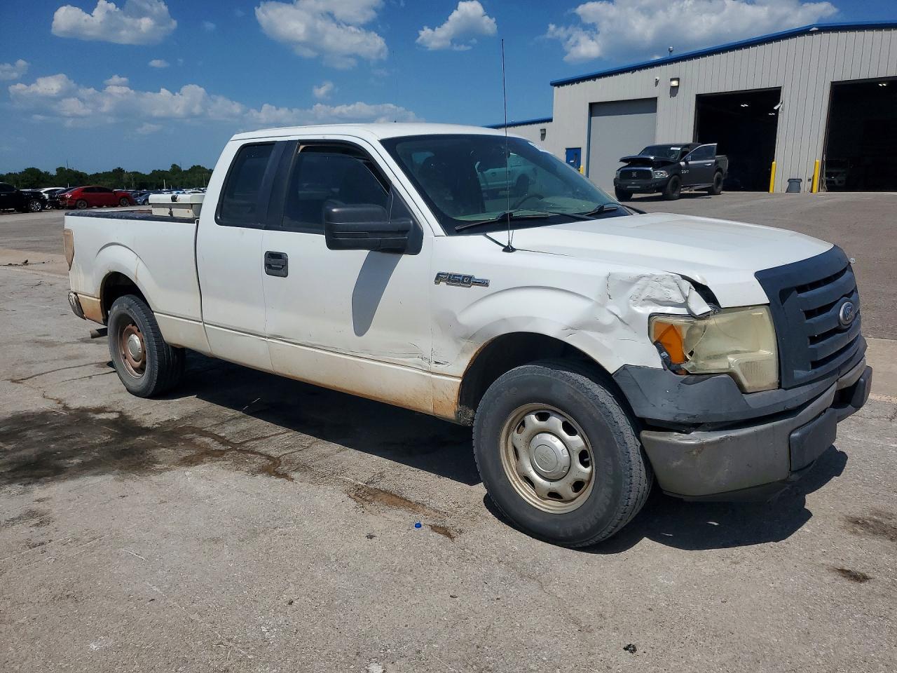 2010 Ford F150 Super Cab White vin: 1FTFX1CV9AFD90016