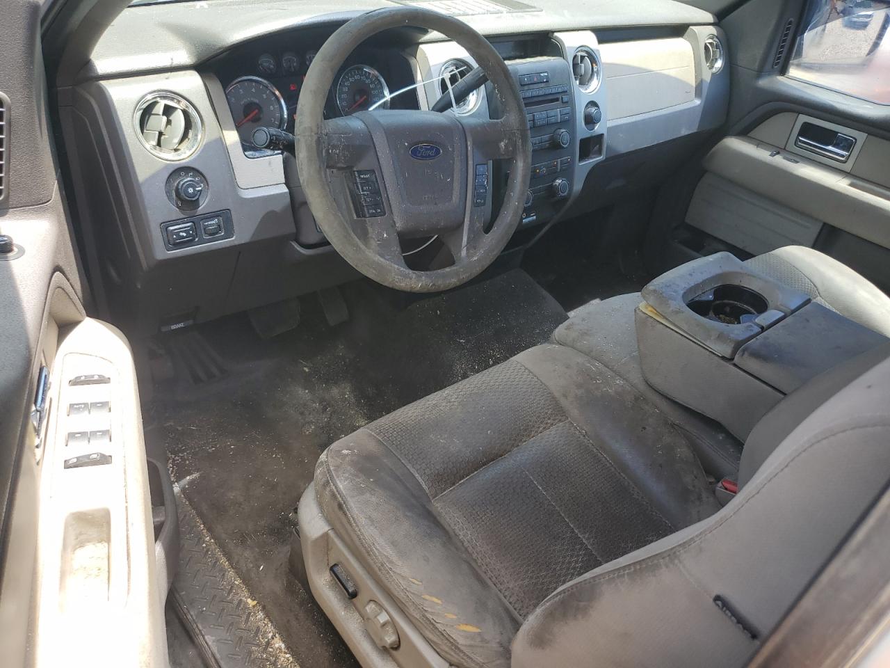 2010 Ford F150 Super Cab Silver vin: 1FTFX1CVXAFB17103