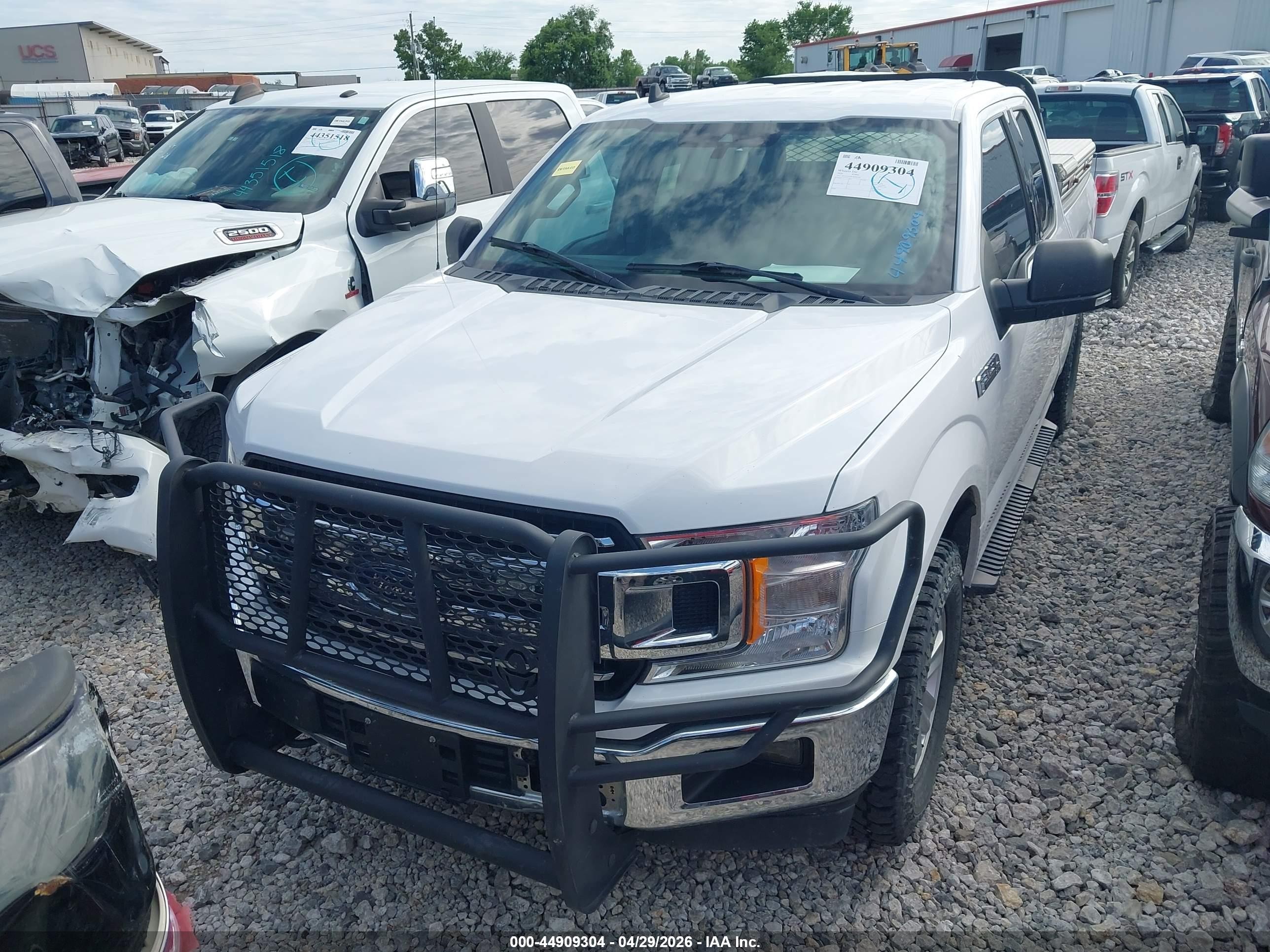2020 Ford F-150 Xlt Белый vin: 1FTFX1E50LKD83382