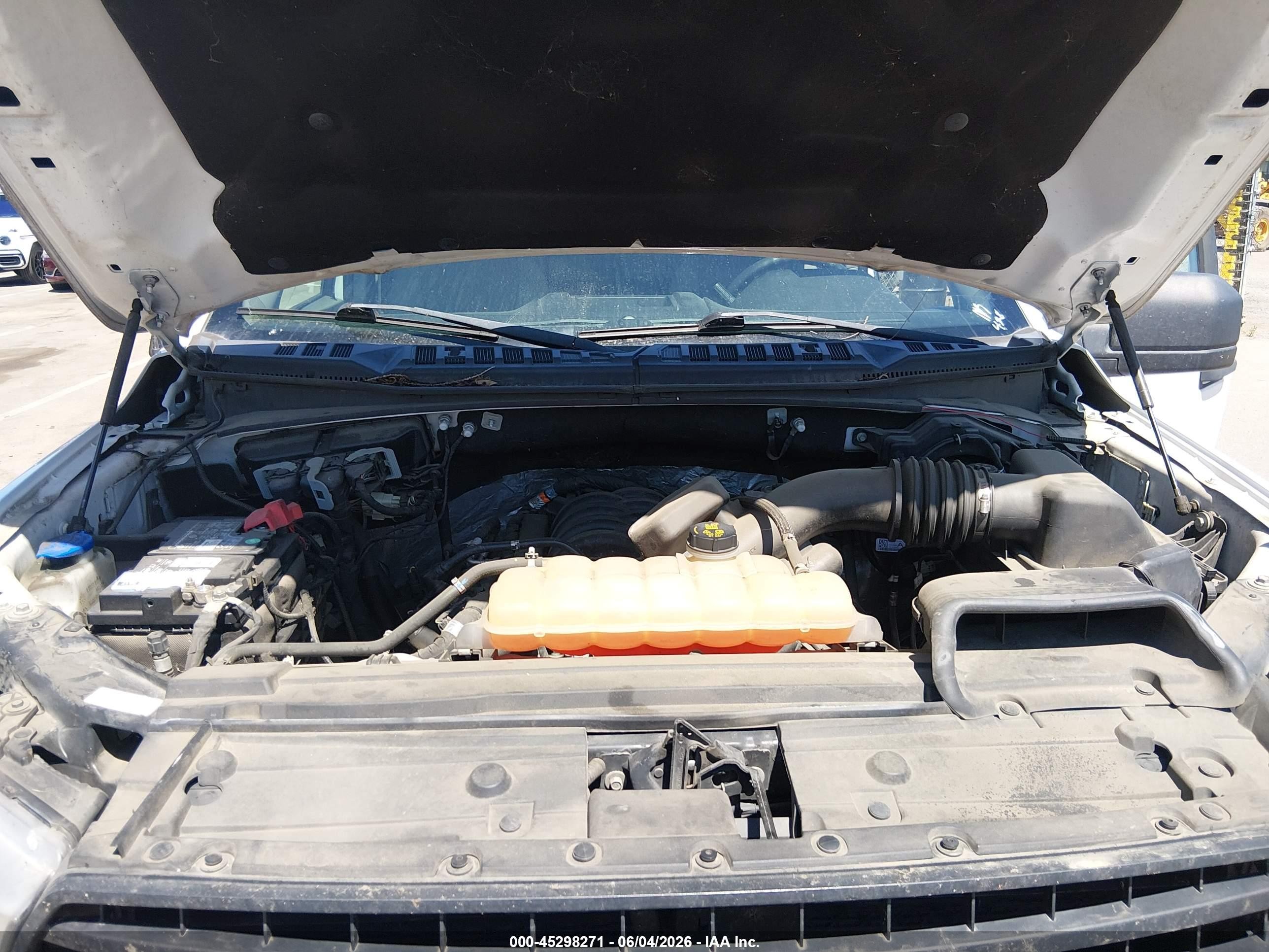 2018 Ford F-150 Xl White vin: 1FTFX1E52JKC27079