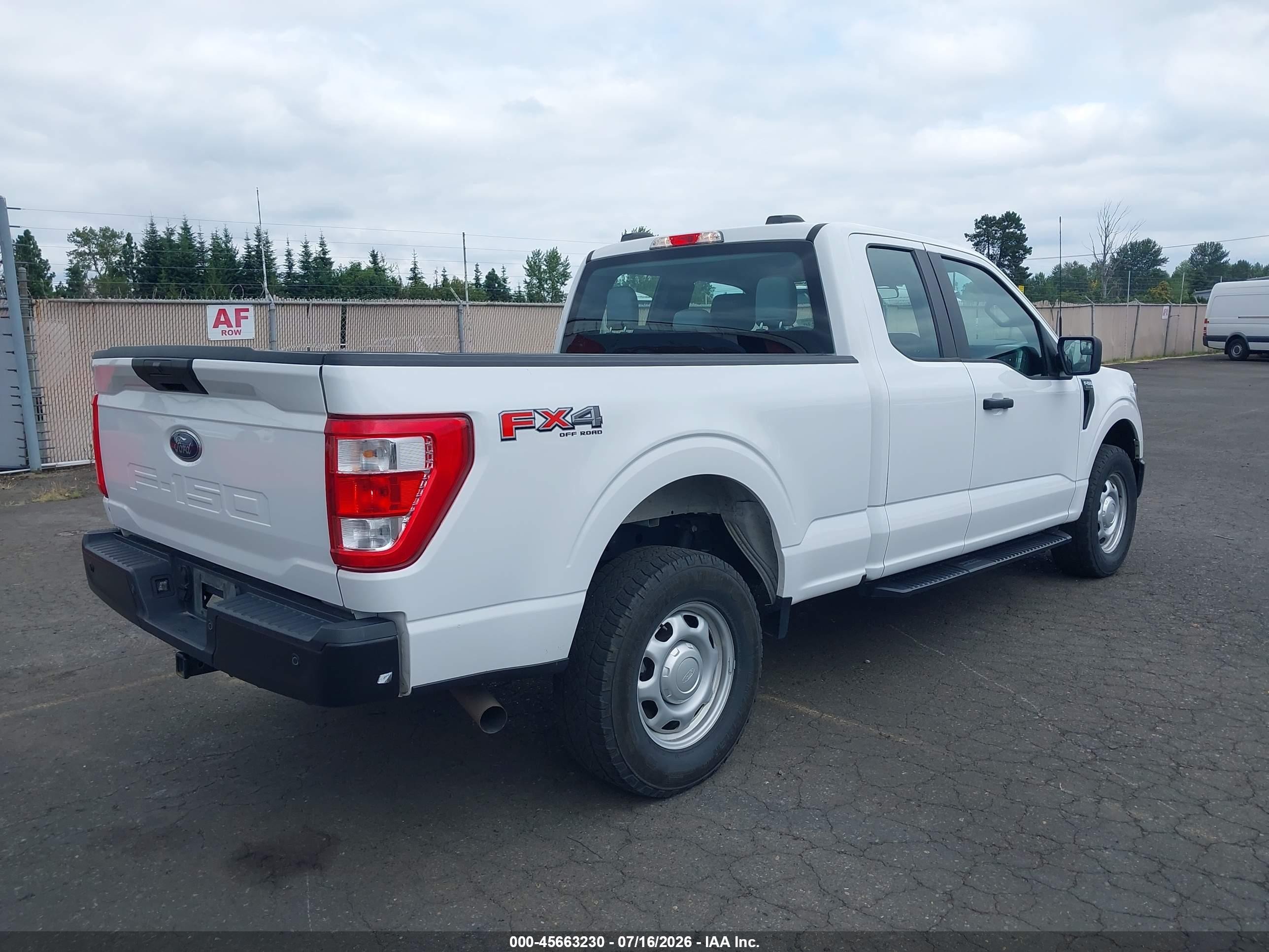 2023 Ford F-150 Xl Белый vin: 1FTFX1E54PKF16635