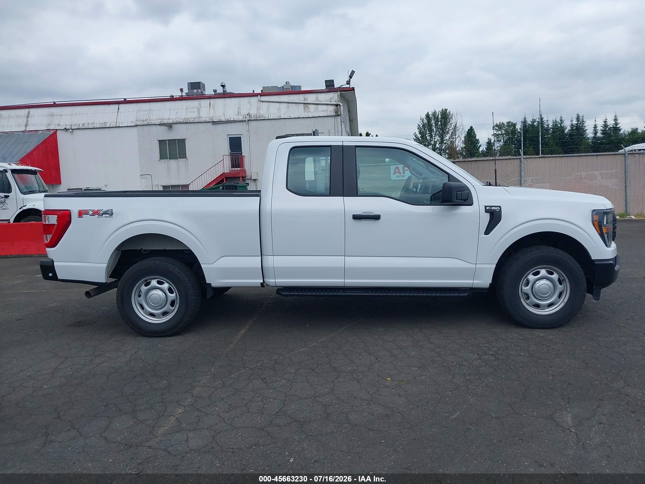 2023 Ford F-150 Xl Белый vin: 1FTFX1E54PKF16635