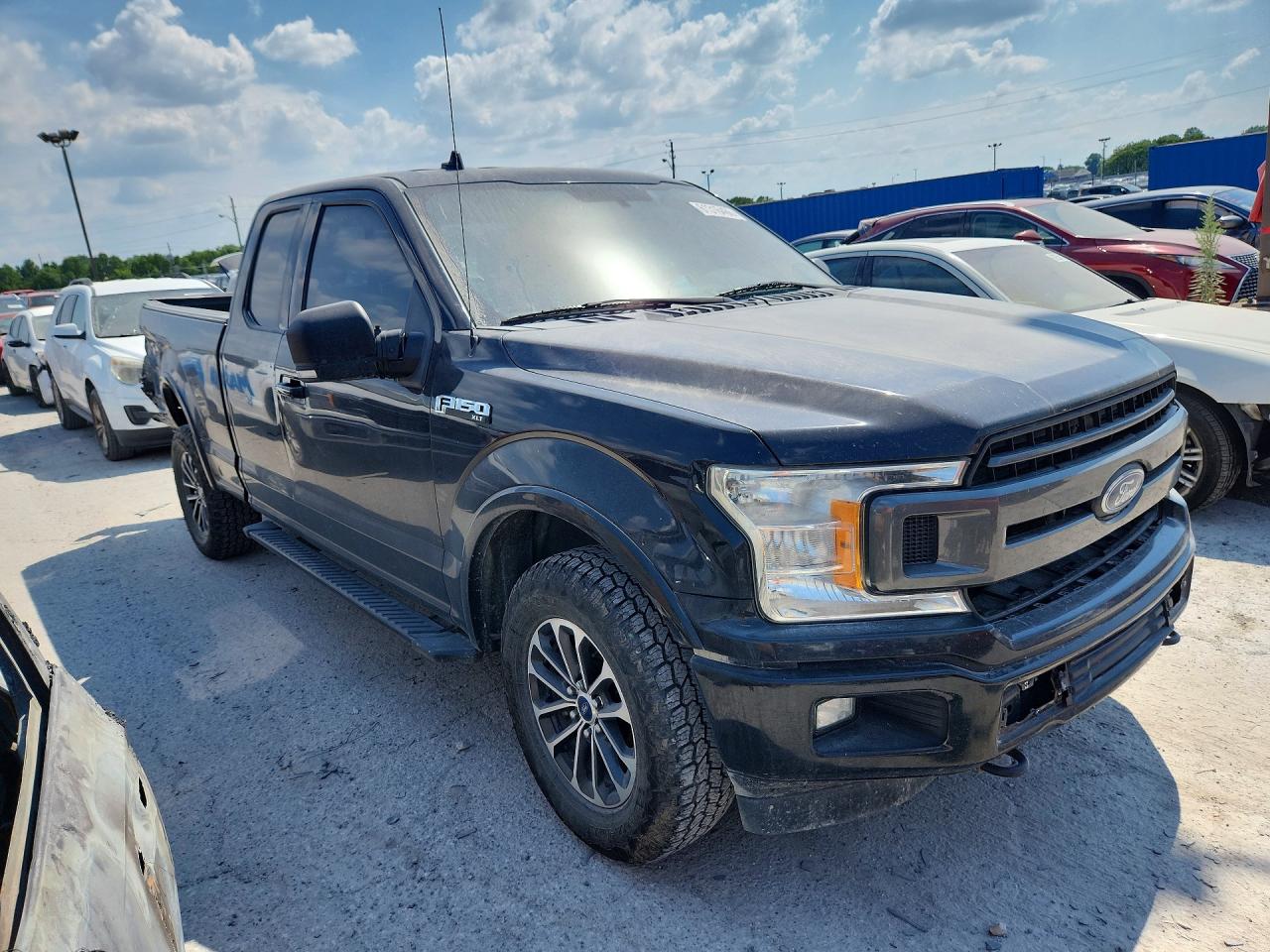2018 Ford F150 Super Cab Black vin: 1FTFX1E55JKG12023