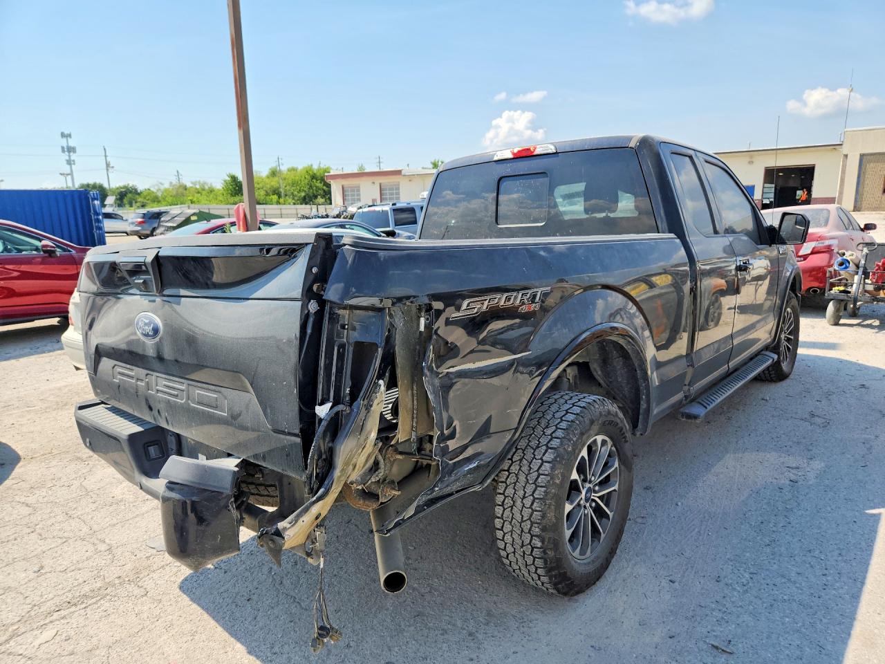 2018 Ford F150 Super Cab Black vin: 1FTFX1E55JKG12023