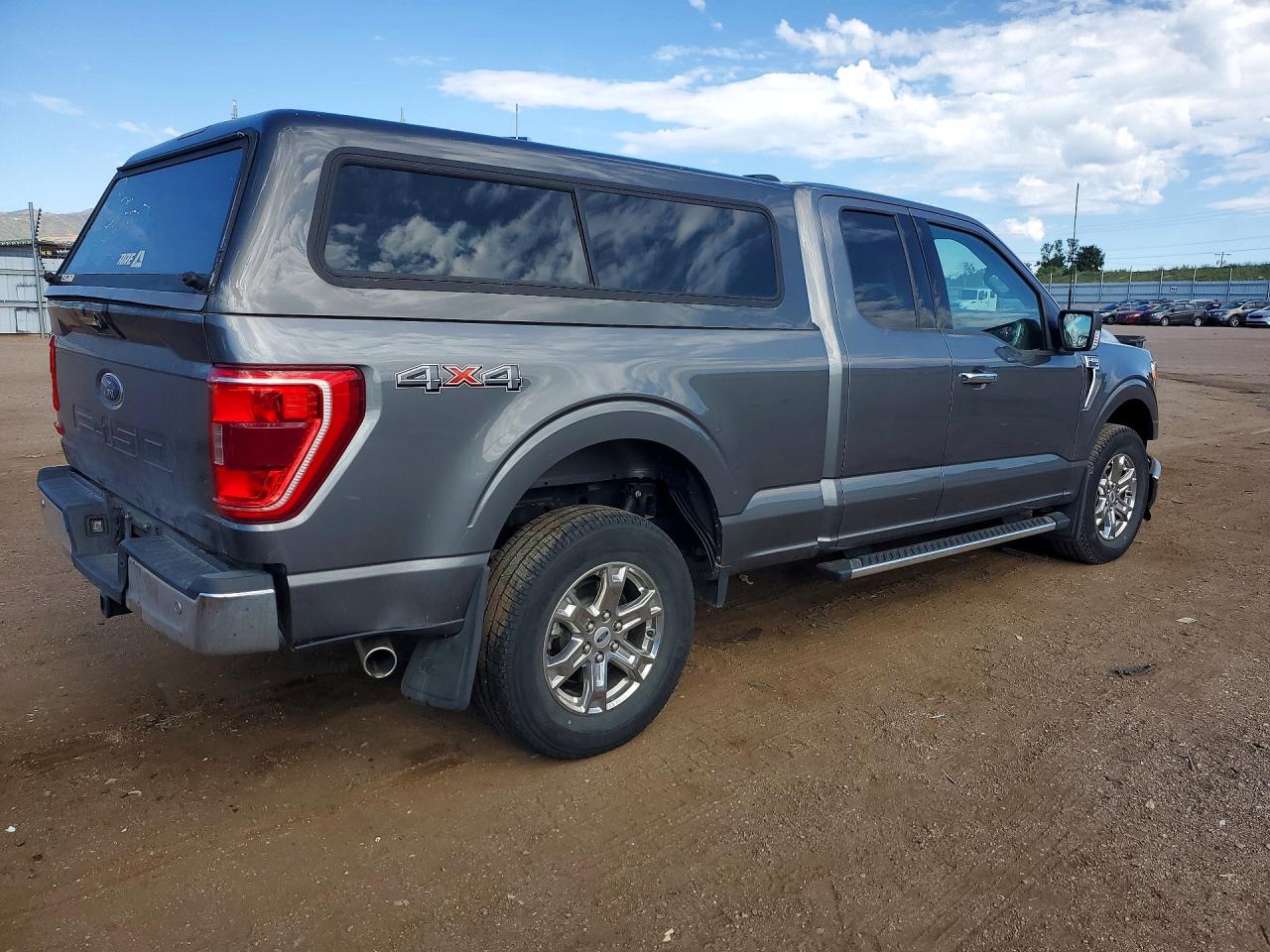 2022 Ford F150 Super Cab Gray vin: 1FTFX1E55NKE14256