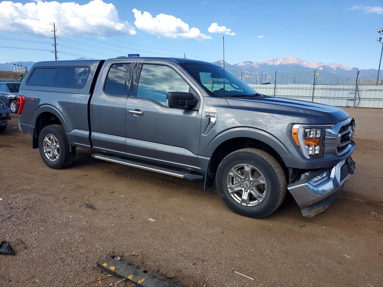 2022 Ford F150 Super Cab Gray vin: 1FTFX1E55NKE14256