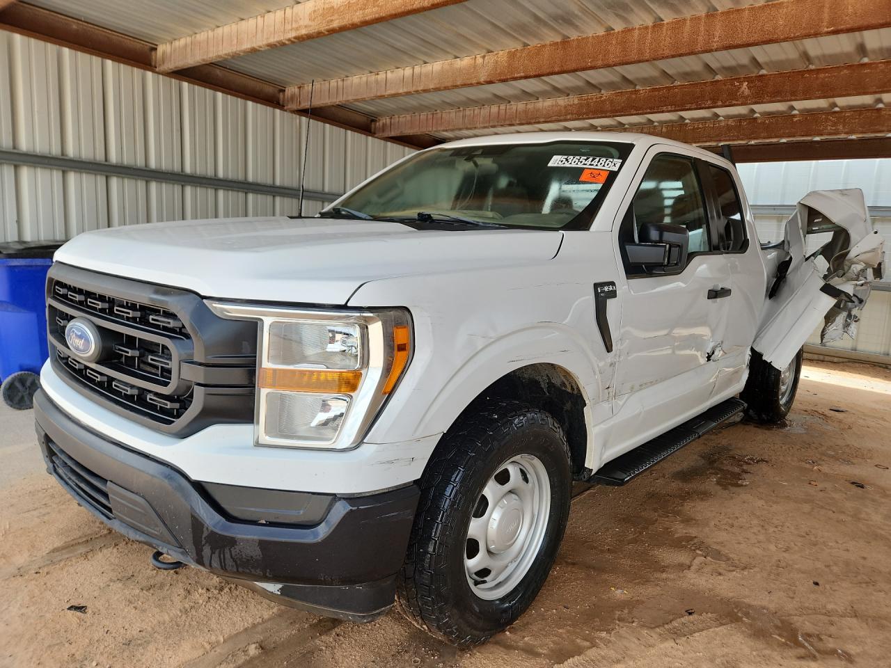 2022 Ford F150 Super Cab White vin: 1FTFX1E57NKE90643 Damage: Left Front Fender, Severe Damage, Replacement Required
