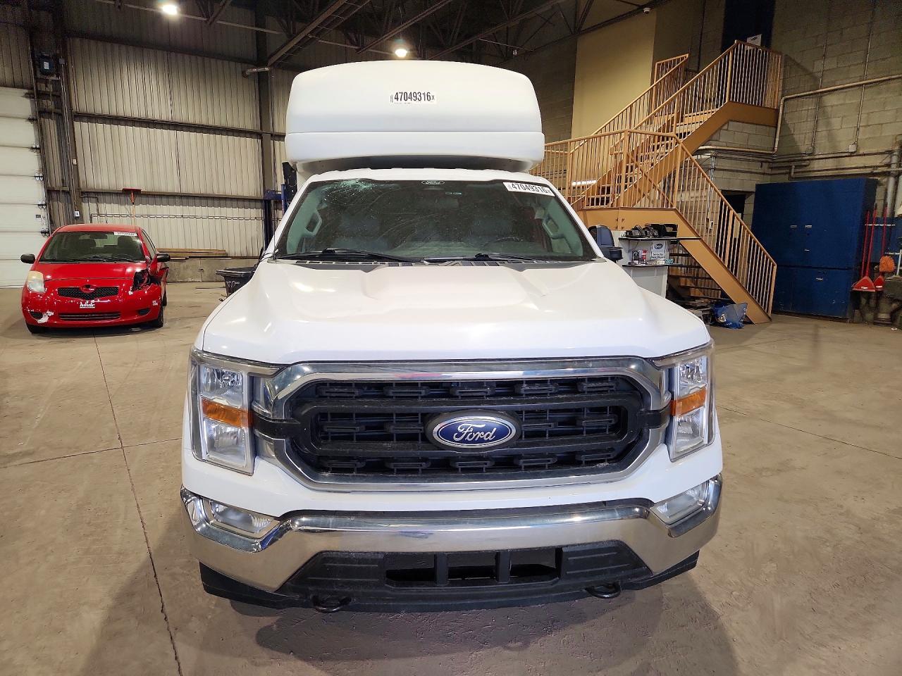 2021 Ford F150 Super Cab White vin: 1FTFX1E5XMKD10537