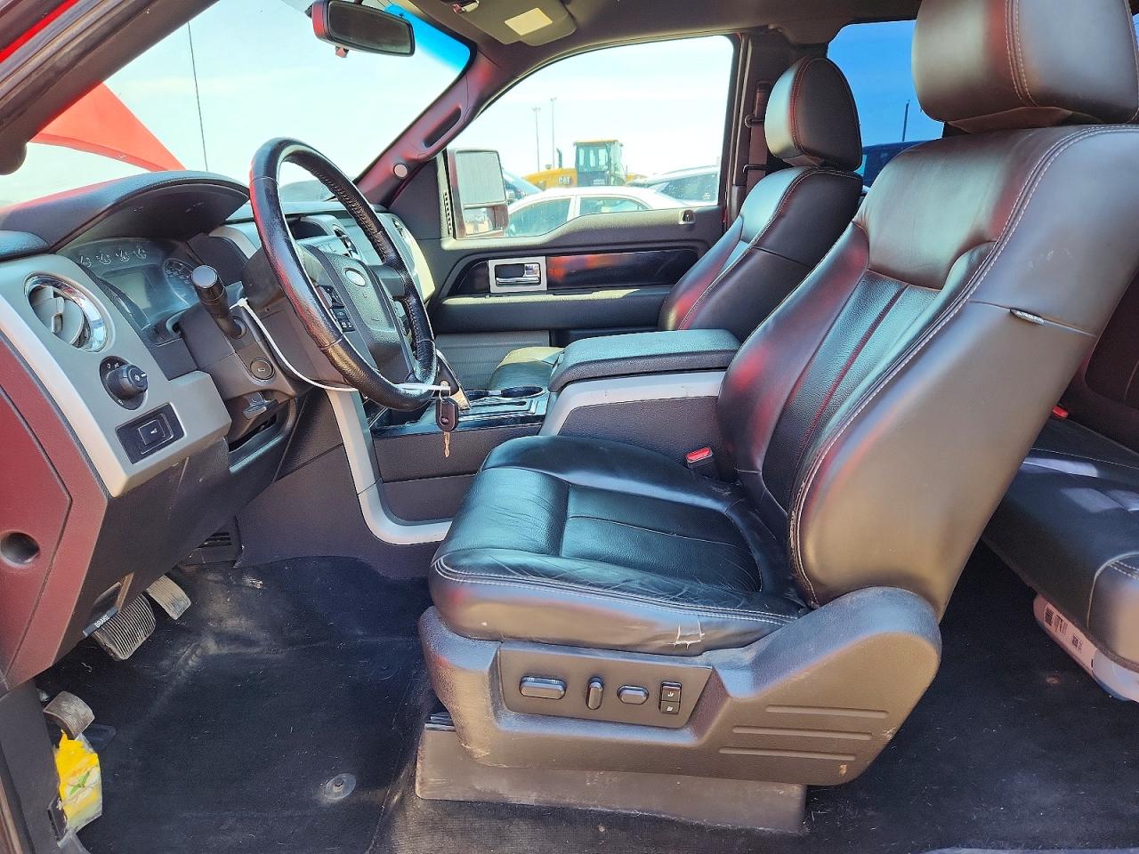 2011 Ford F150 Super Cab Red vin: 1FTFX1EF0BFC24118
