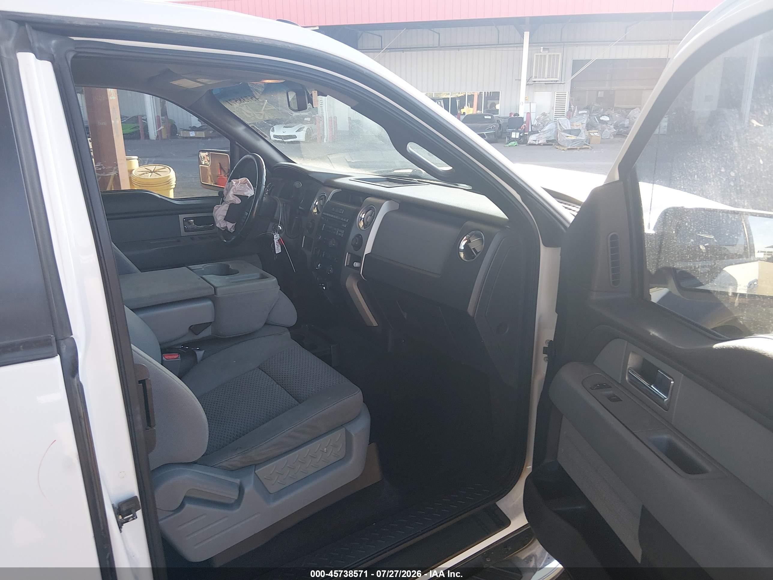 2011 Ford F-150 Xlt White vin: 1FTFX1EF0BKD20385