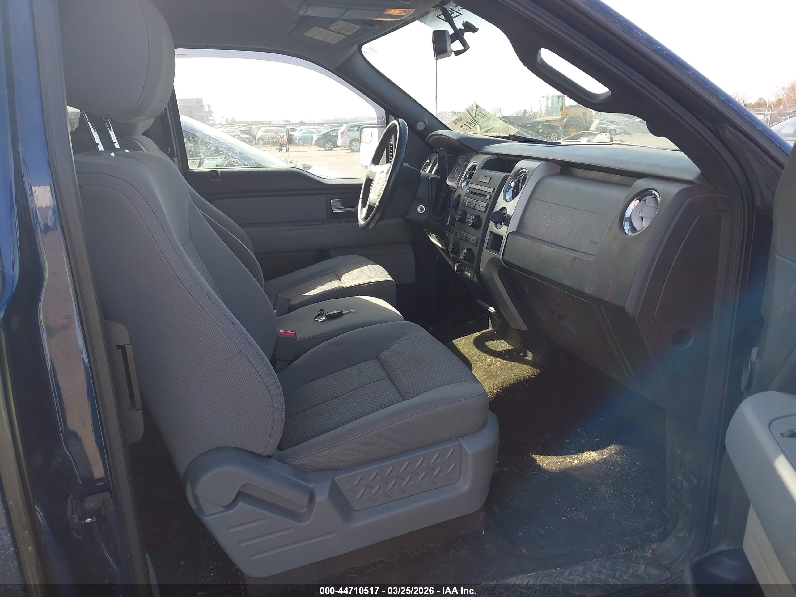 2012 Ford F-150 Xlt Blue vin: 1FTFX1EF0CFB15434