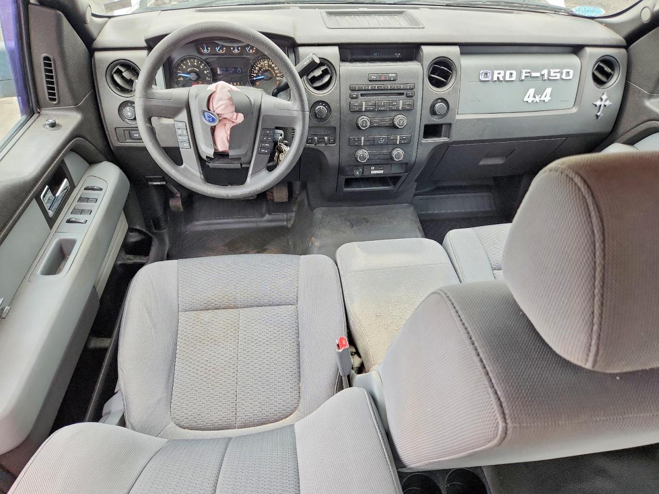 2012 Ford F150 Super Cab White vin: 1FTFX1EF0CFC17414