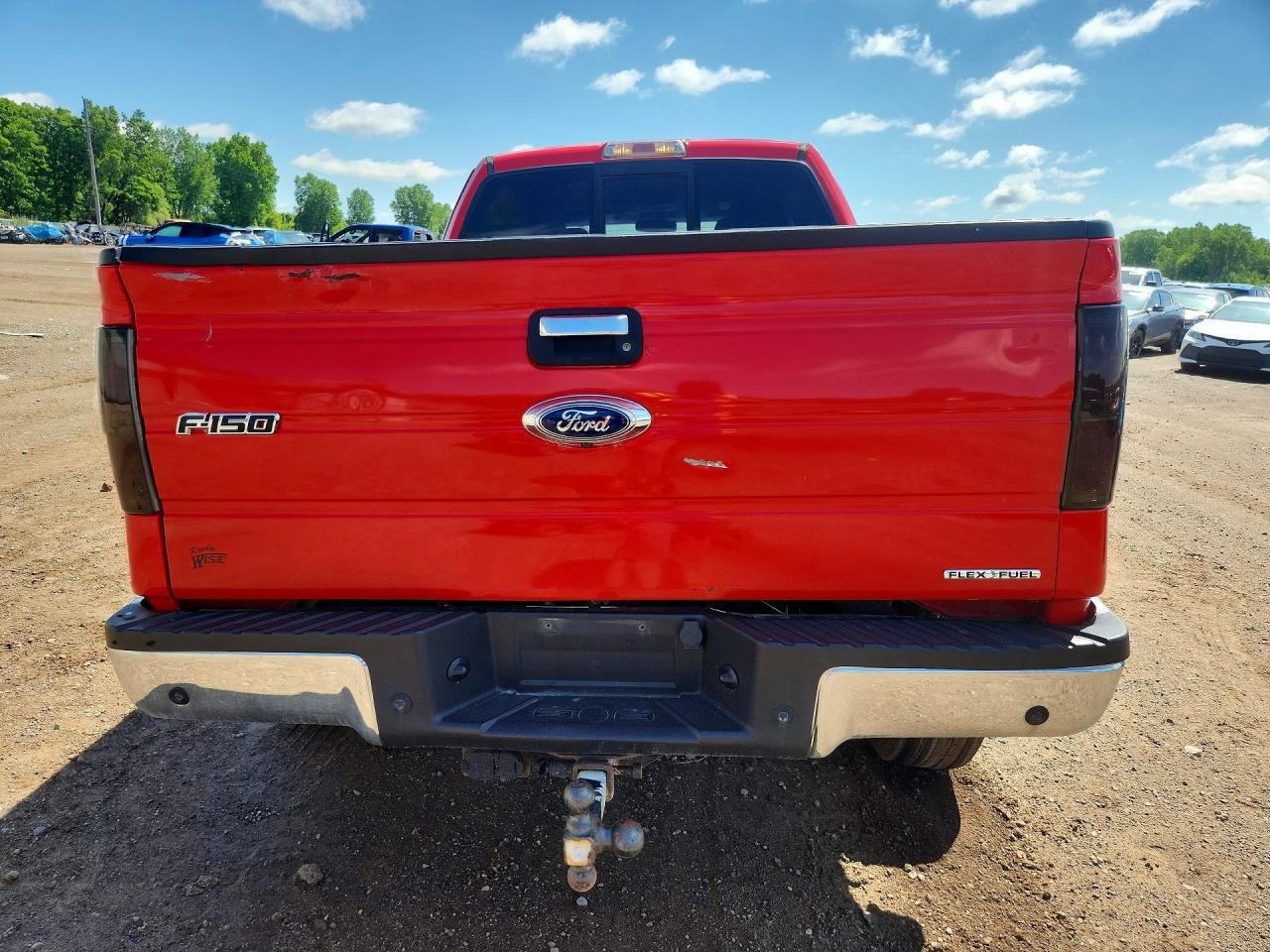 2013 Ford F150 Super Cab Красный vin: 1FTFX1EF0DFB51626