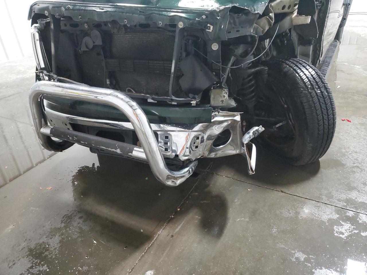 2014 Ford F150 Super Cab Green vin: 1FTFX1EF0EFA65735 Damage: Front Bumper Extension, Broken, Replacement Required