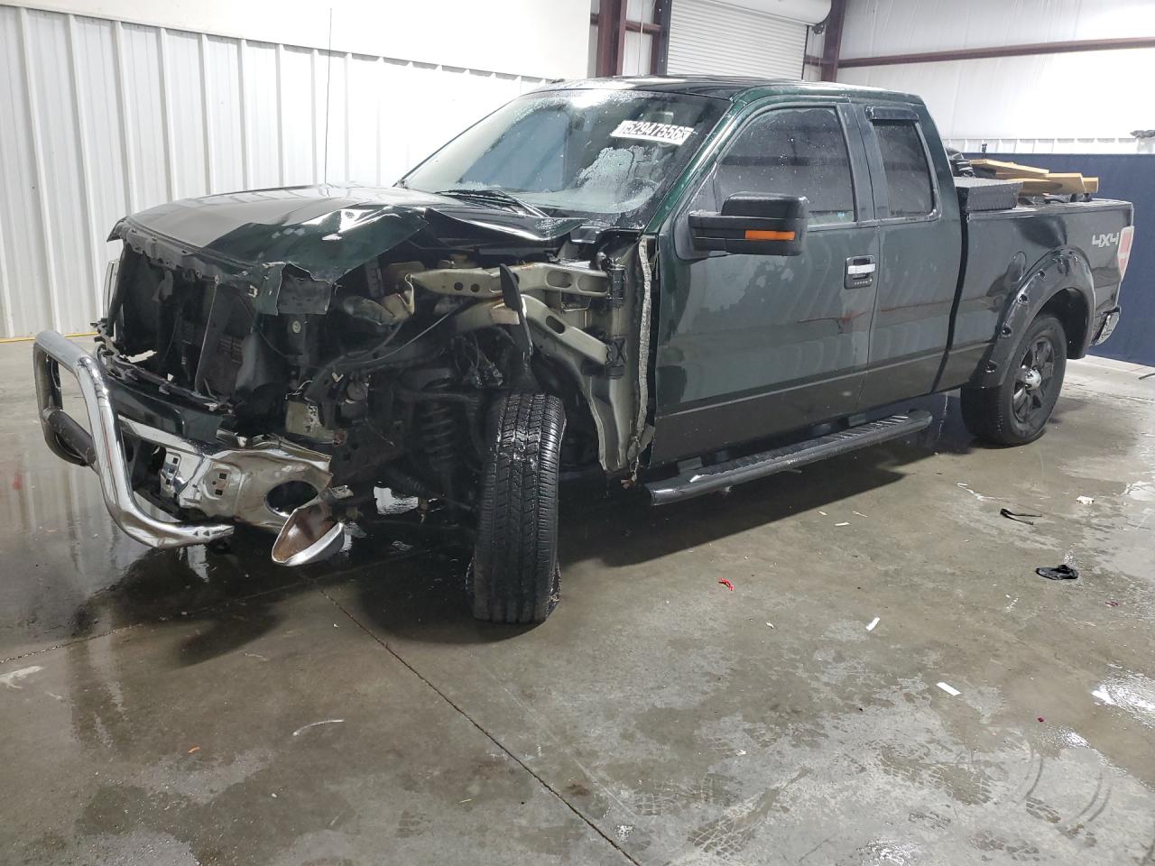 2014 Ford F150 Super Cab Green vin: 1FTFX1EF0EFA65735 Damage: Left Front Fender, Broken, Replacement Required