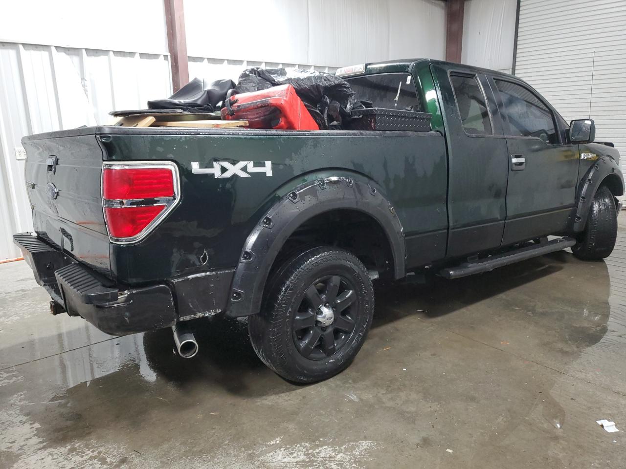 2014 Ford F150 Super Cab Green vin: 1FTFX1EF0EFA65735 Damage: Right Bed Side, Dent(S) W/ Paint Dmg, 4 To 5 Inches