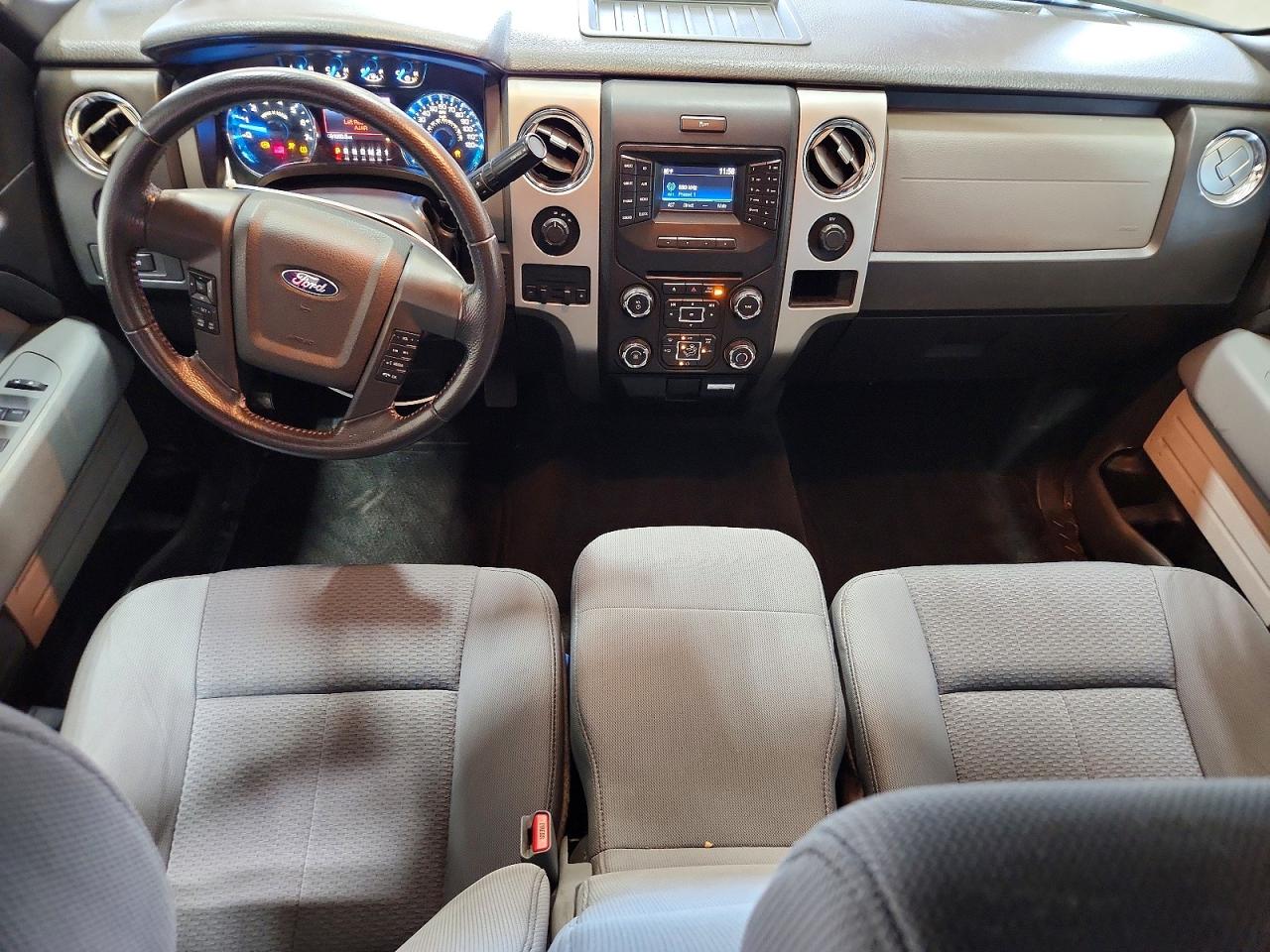 2014 Ford F150 Super Cab Красный vin: 1FTFX1EF0EKF52232