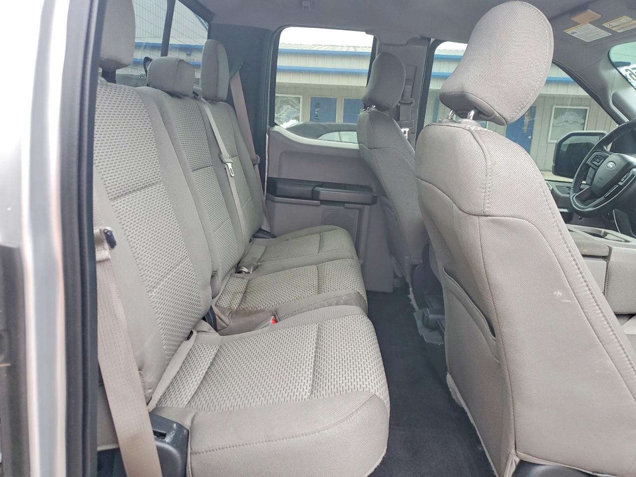 2015 Ford F150 Super Cab Silver vin: 1FTFX1EF0FFC04960