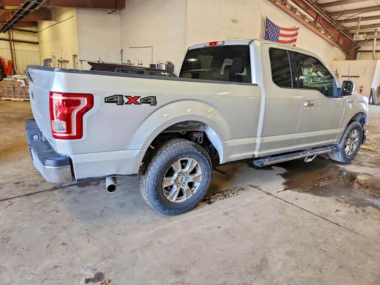 2015 Ford F150 Super Cab Silver vin: 1FTFX1EF0FFC60669