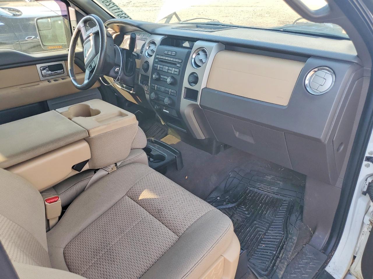 2011 Ford F150 Super Cab White vin: 1FTFX1EF1BFA38796