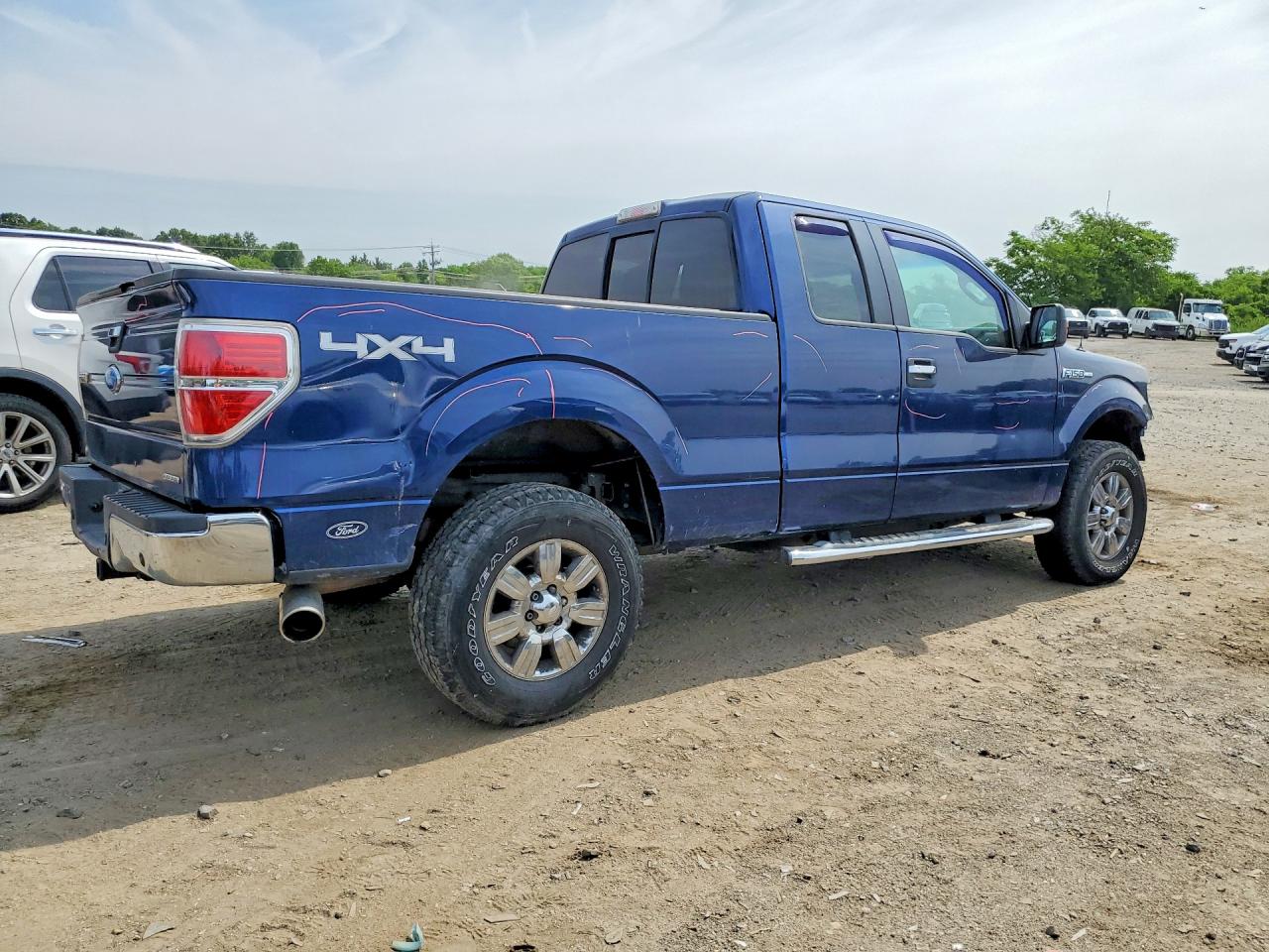 2011 Ford F150 Super Cab Blue vin: 1FTFX1EF1BFA90770